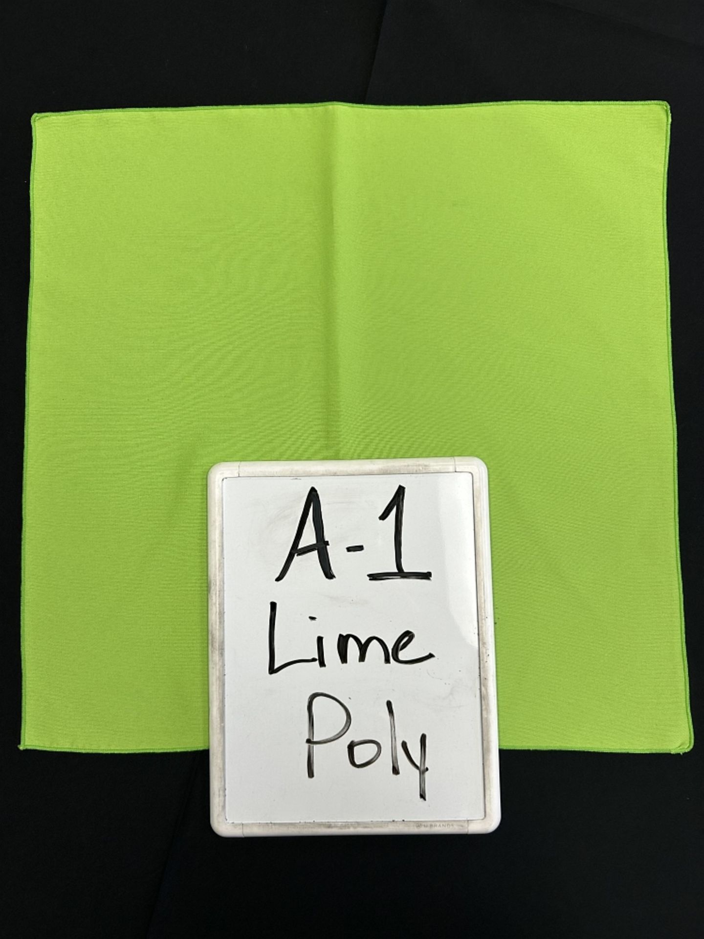 132" Round A-1 Lime Poly