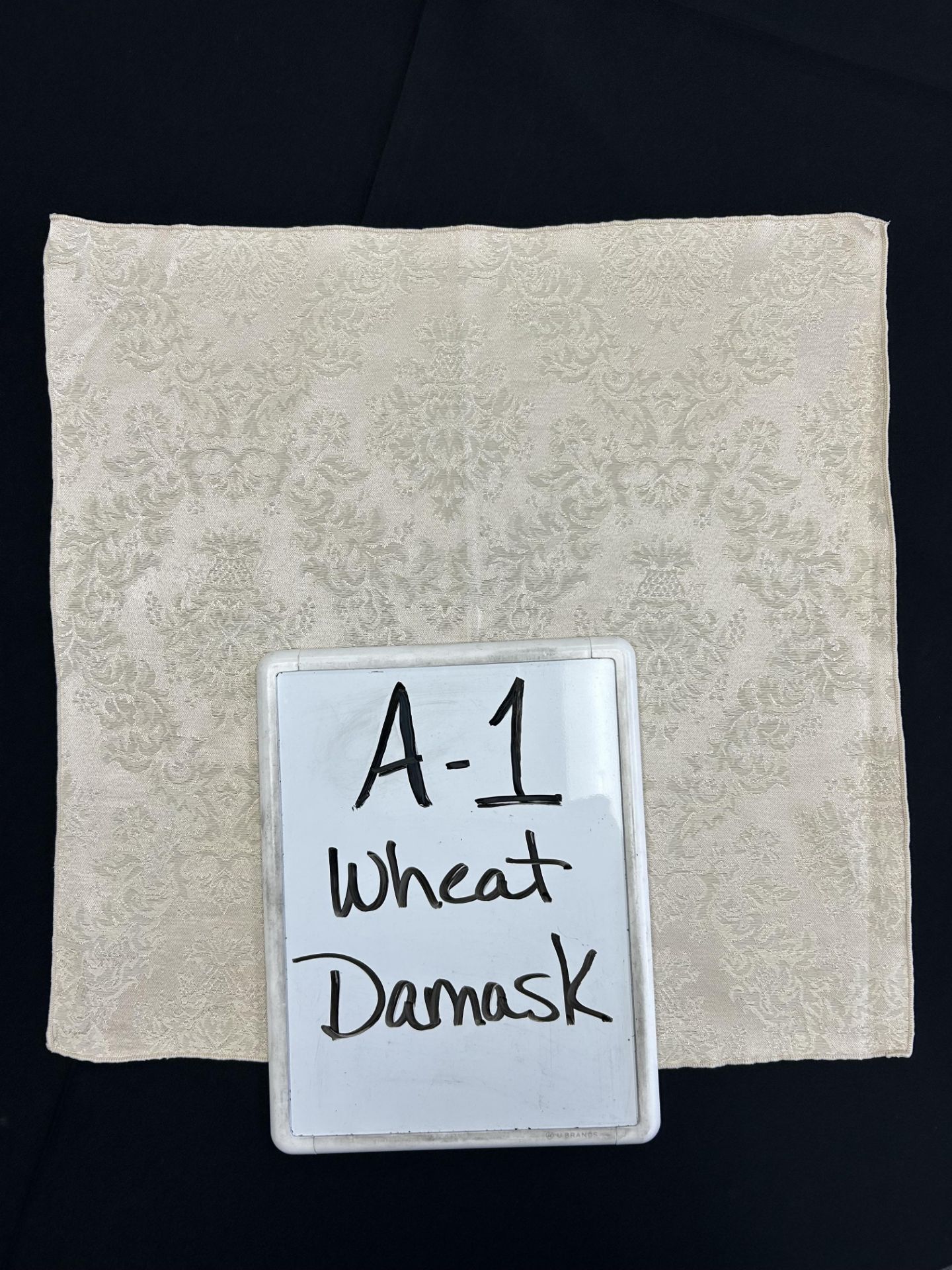 90" x 156" Banquet A-1 Wheat Damask