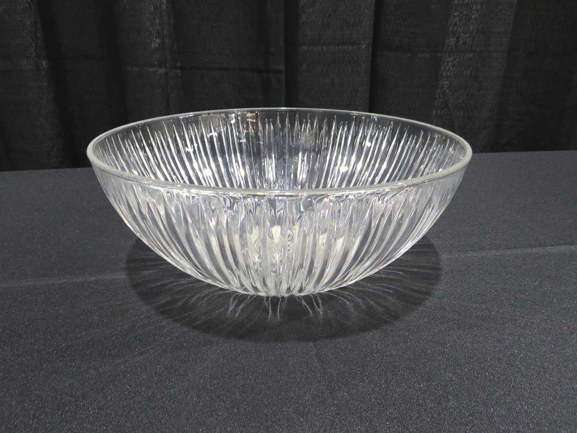 Grooved Glass Serving Bowl