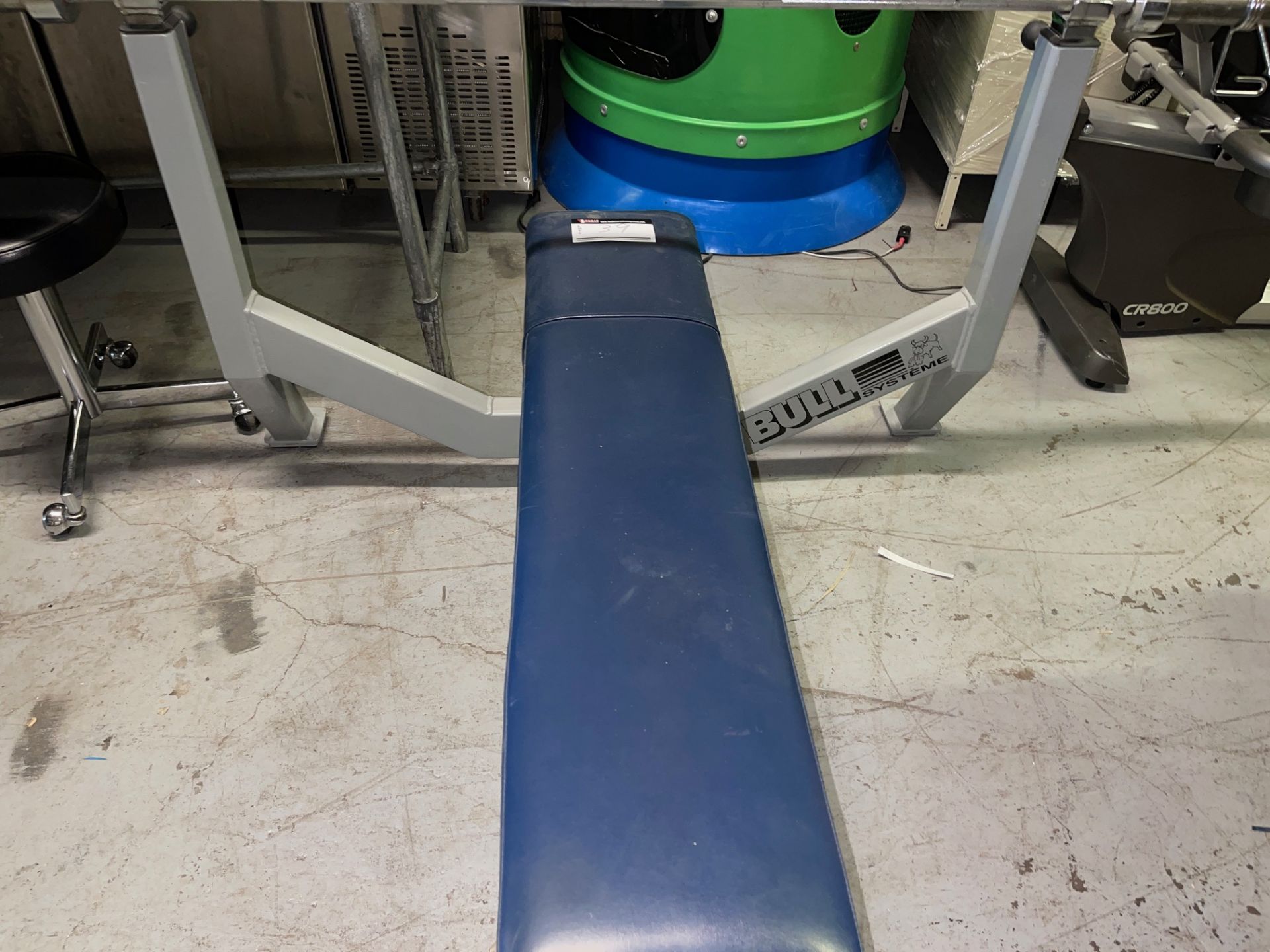 BULL SYSTEME FLAT BENCH WITH SLIGHT INCLINE OPTION - Image 4 of 5