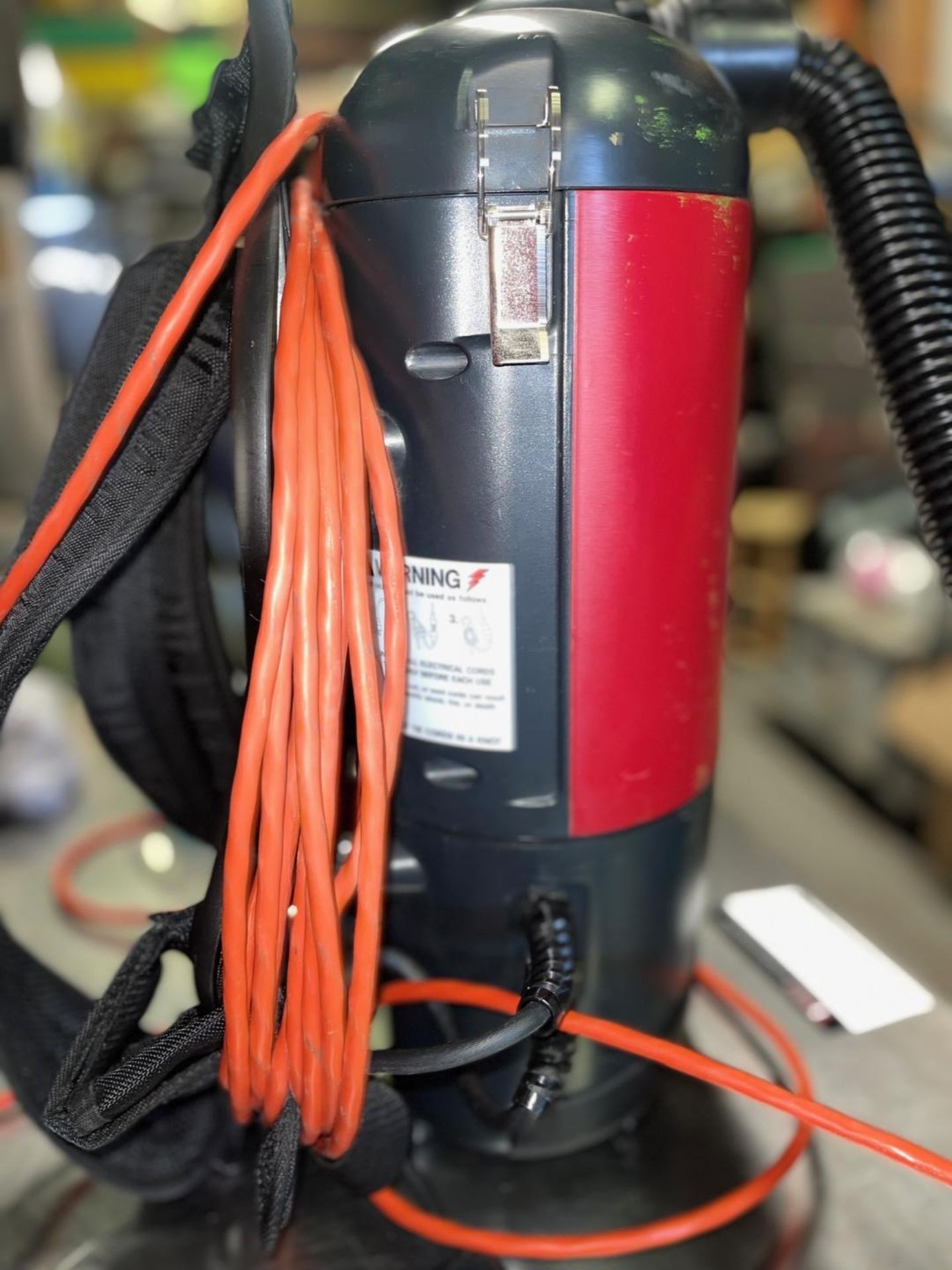 SANITAIRE SC412 BACKPACK VACUUM CLEANER WITH 50-FOOT POWER CORD(SUBJECT TO BULK BID LOT 99)