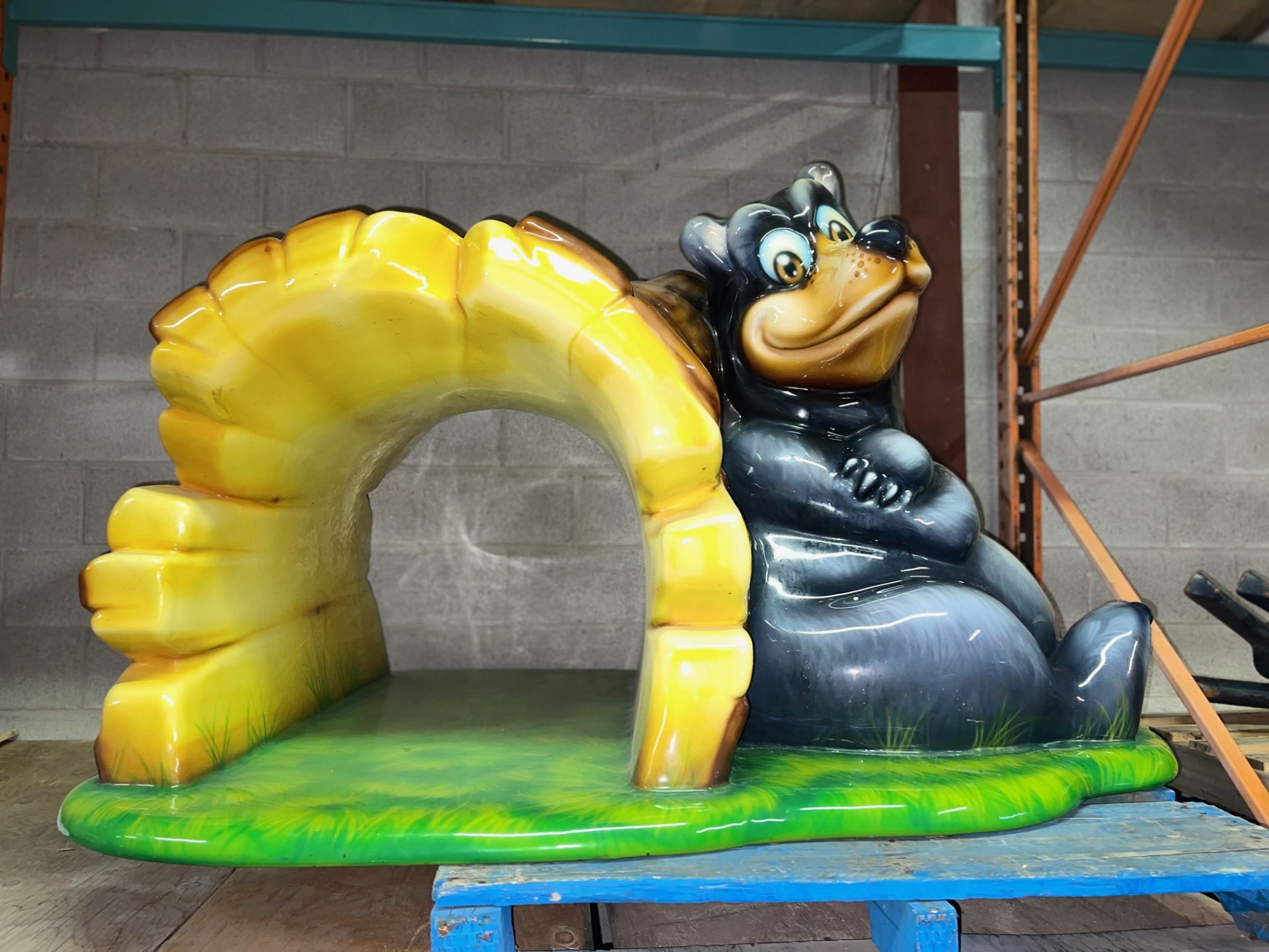 RUBBERIZED ACRYLIC FINISHED CHILDREN/INFANT BEAR ACCENT PLAY TUNNEL, (SUBJECT TO BULK BID LOT 99)