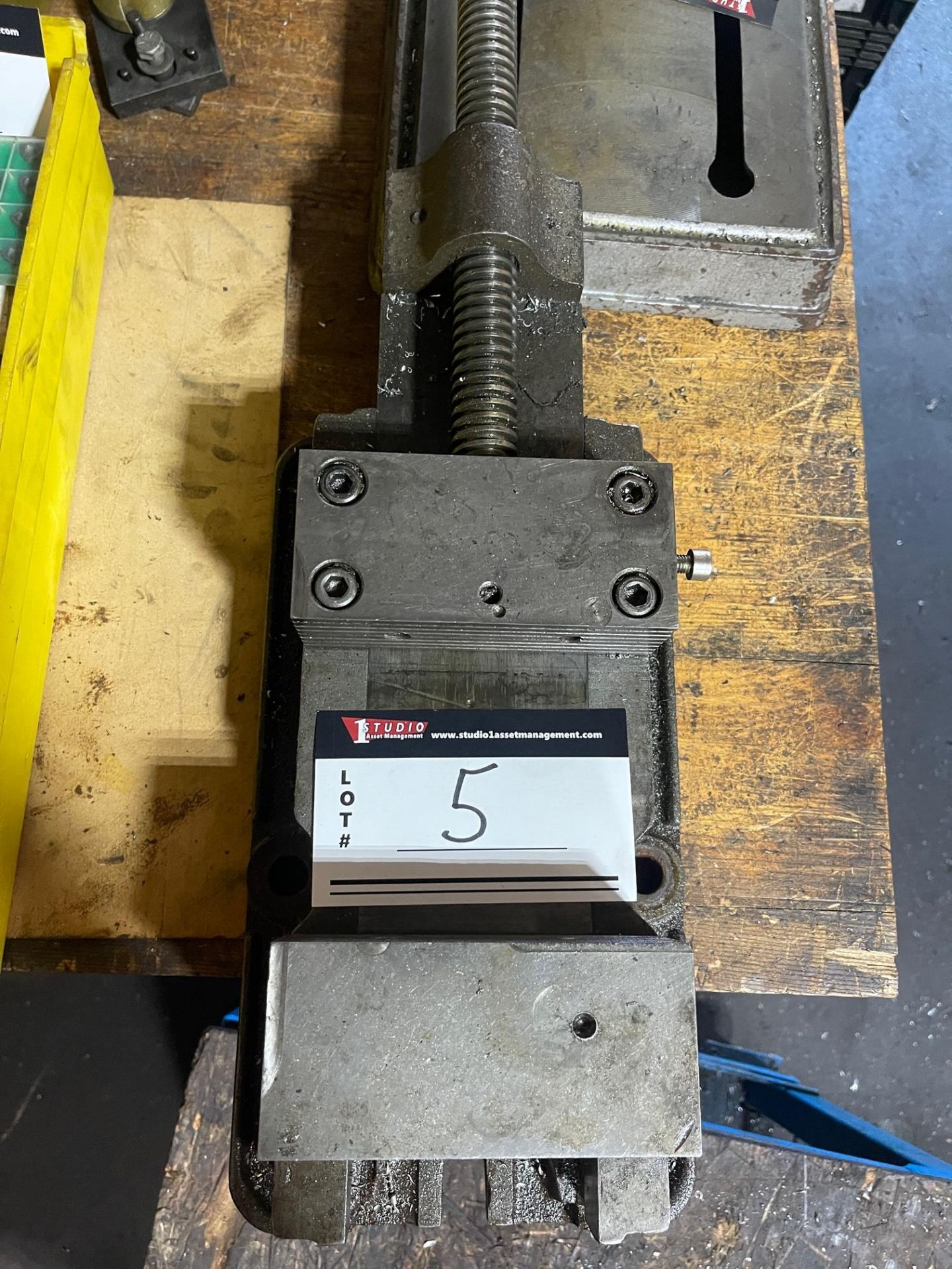 KAR MACHINE VISE