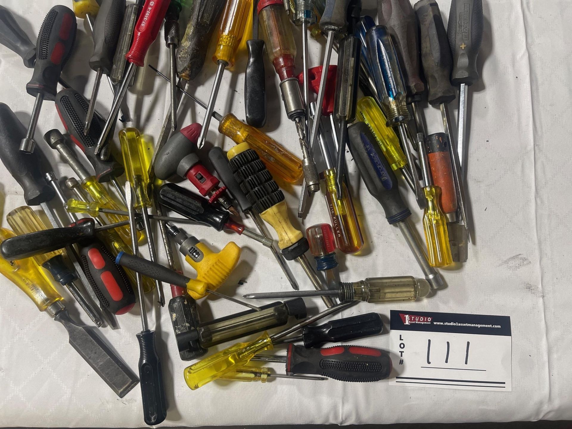 LOT/ASSORTED SCREW DRIVERS ETC.