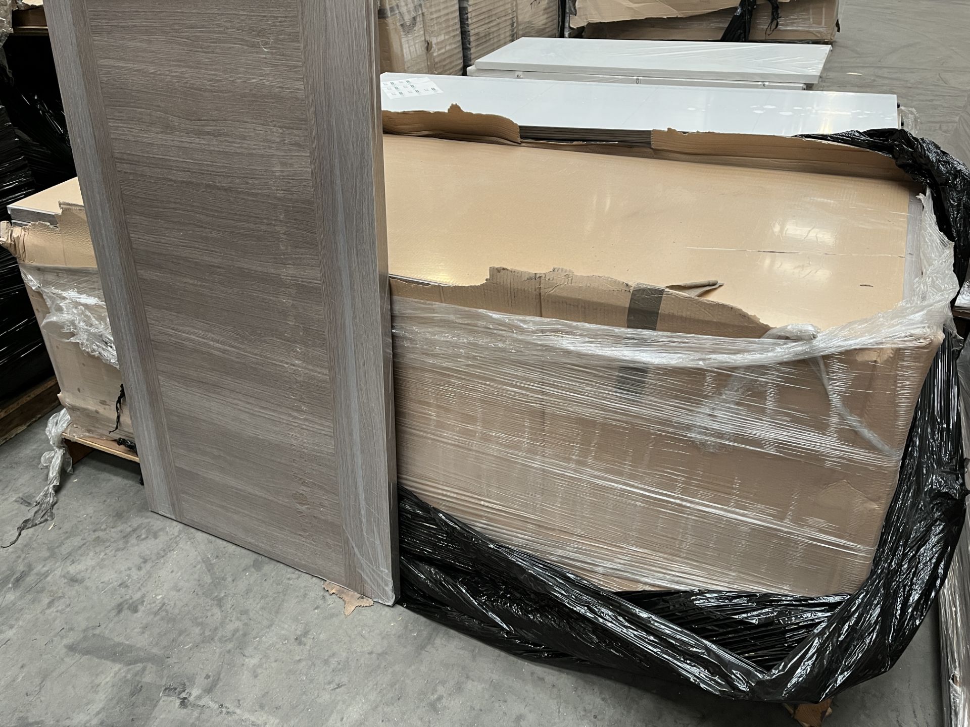 PALLET TO INCLUDE 18 X BRAND NEW VICAIMA COCONUT CEDARWOOD FIRE DOORS 78 X 30 X 1.5 - Image 2 of 2