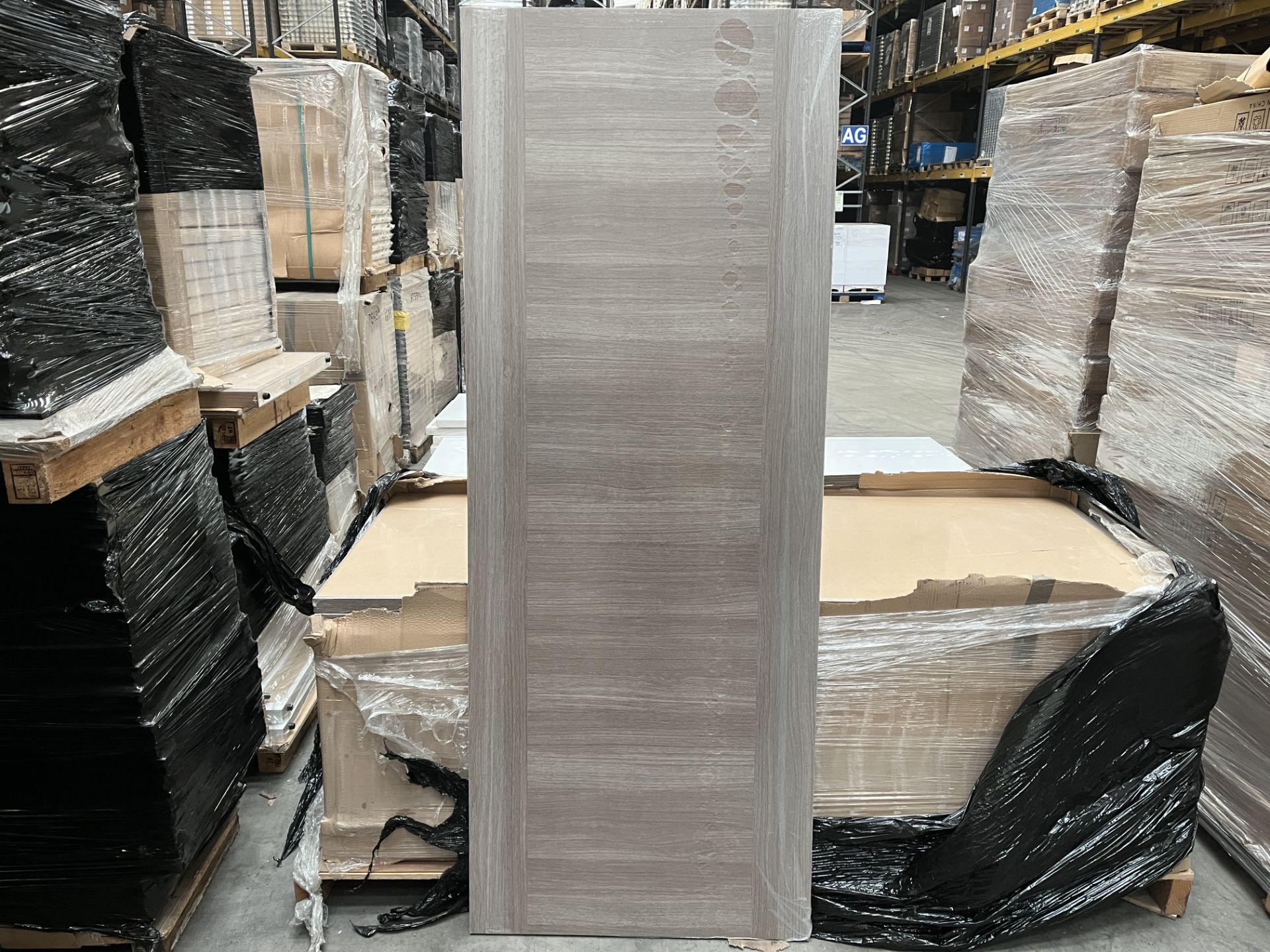 PALLET TO INCLUDE 18 X BRAND NEW VICAIMA COCONUT CEDARWOOD FIRE DOORS 78 X 30 X 1.5