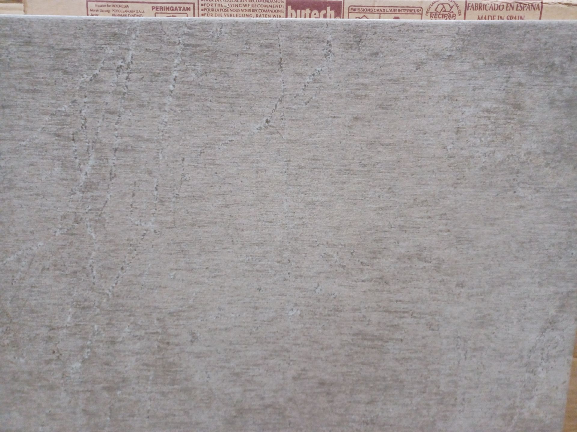 6 x NEW BOXES OF Porcelanosa Rodano Taupe. Each tile measures 333x592mm. RRP £89.27 per m2. Each box - Image 2 of 4