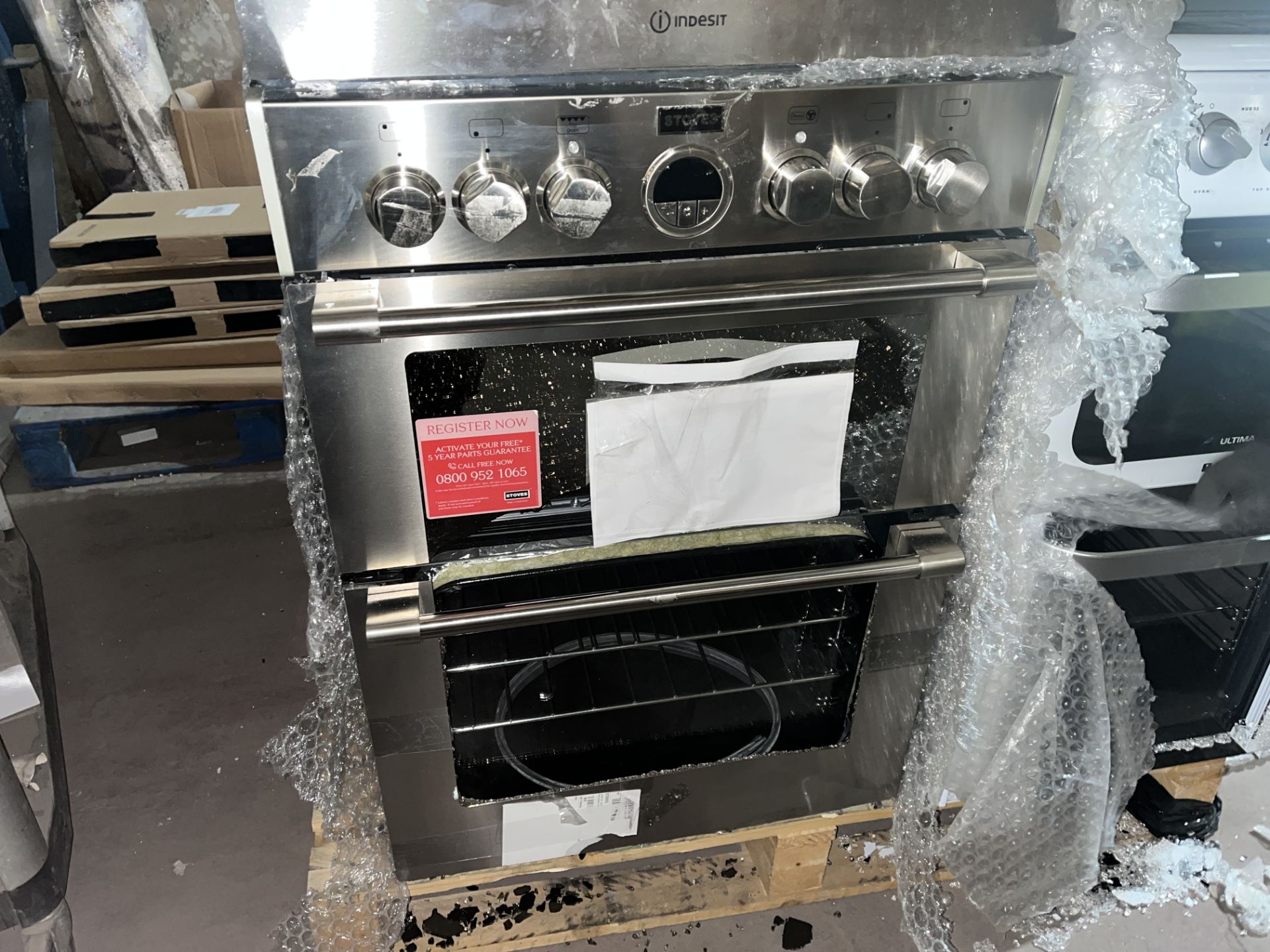 RETURNED STOVES 60CM ELECTRIC OVEN R9-11