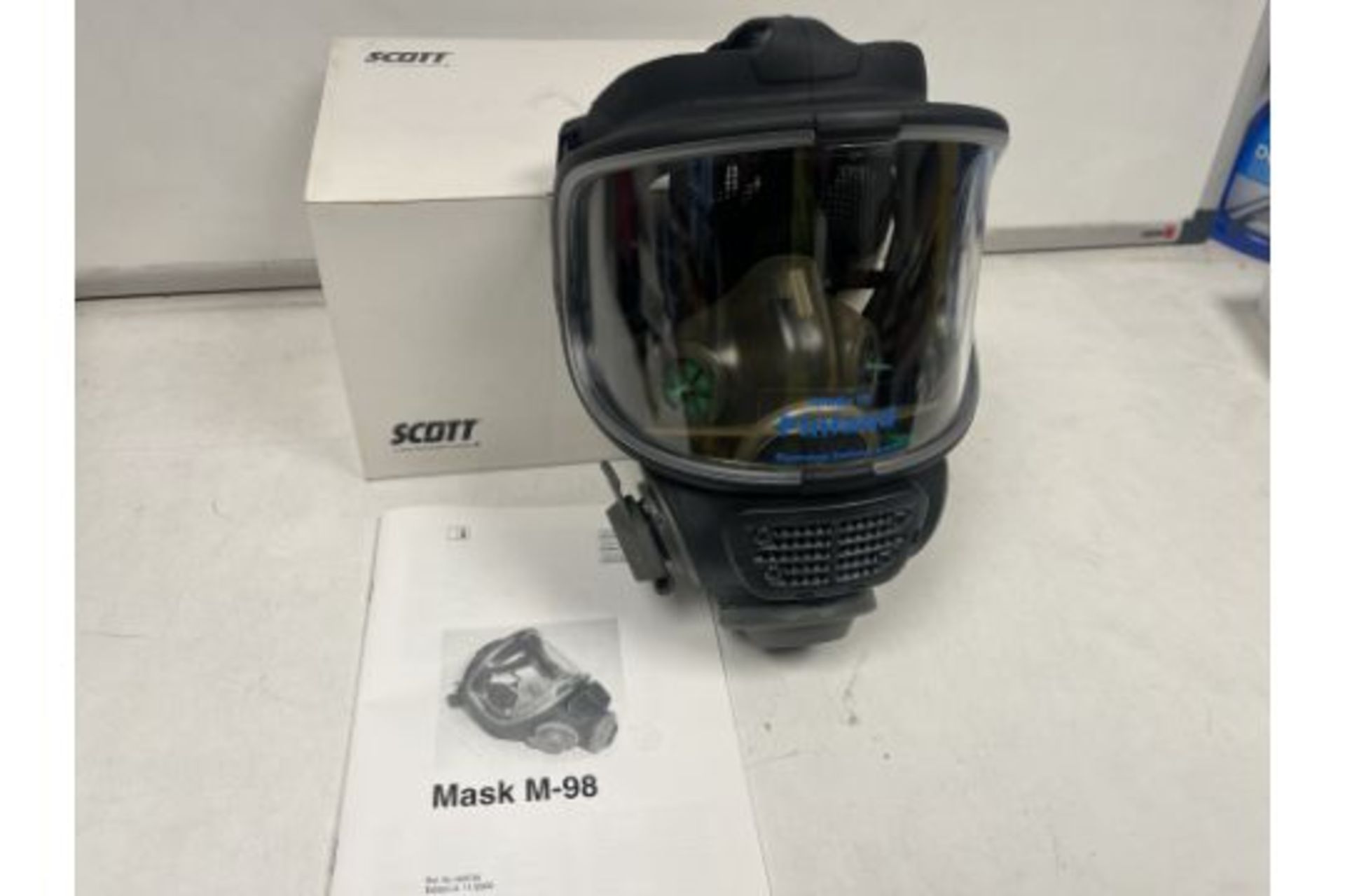 BRAND NEW SCOTT M98 FULL REPIRATOR MASK RRP £289 R16-7