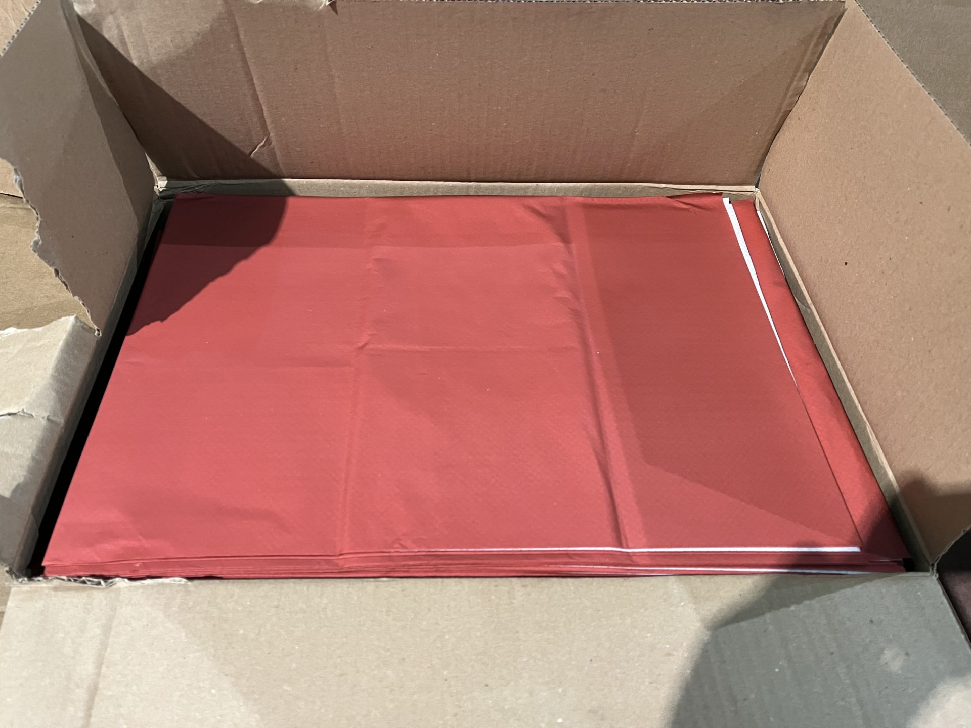 1000 X BRAND NEW 90 X 90 RED BAGS R15-10