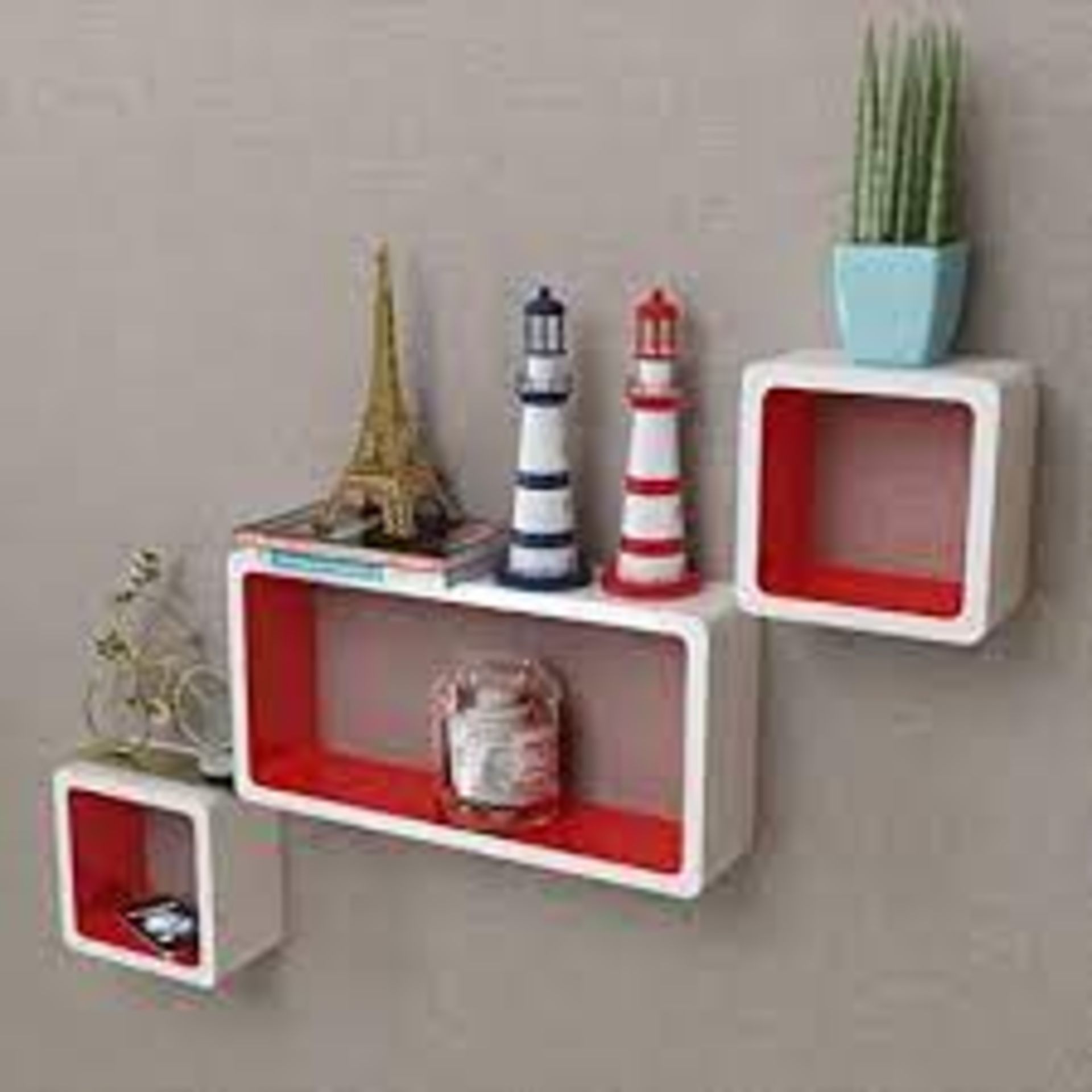 10 X NEW PACKAGED SETS OF 3 FLOATING WALL CUBE SHELFS IN WHITE & RED. HW-3P006W/R