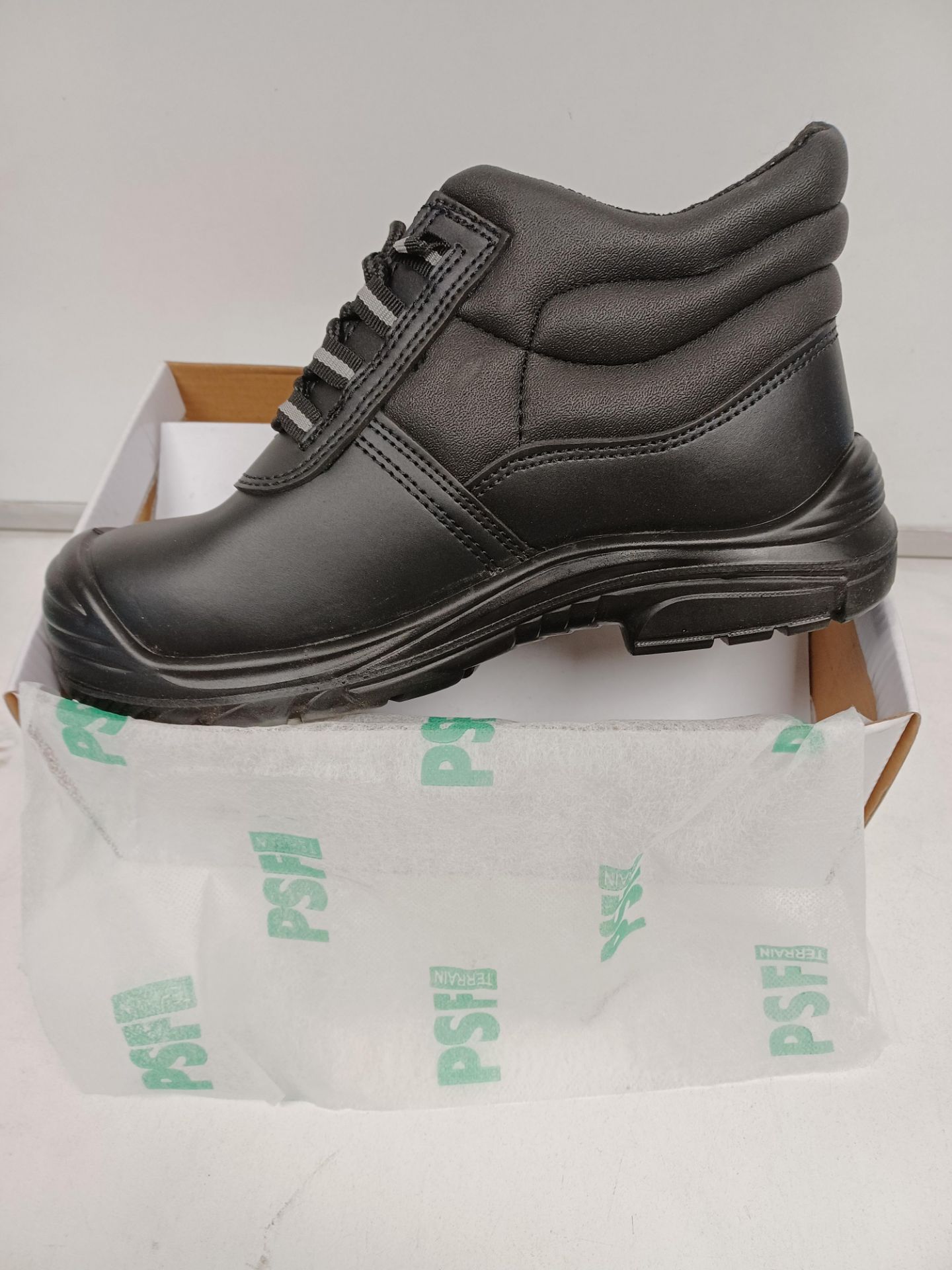 10 X BRAND NEW PSF WORK BOOTS SIZE 4 R19-1