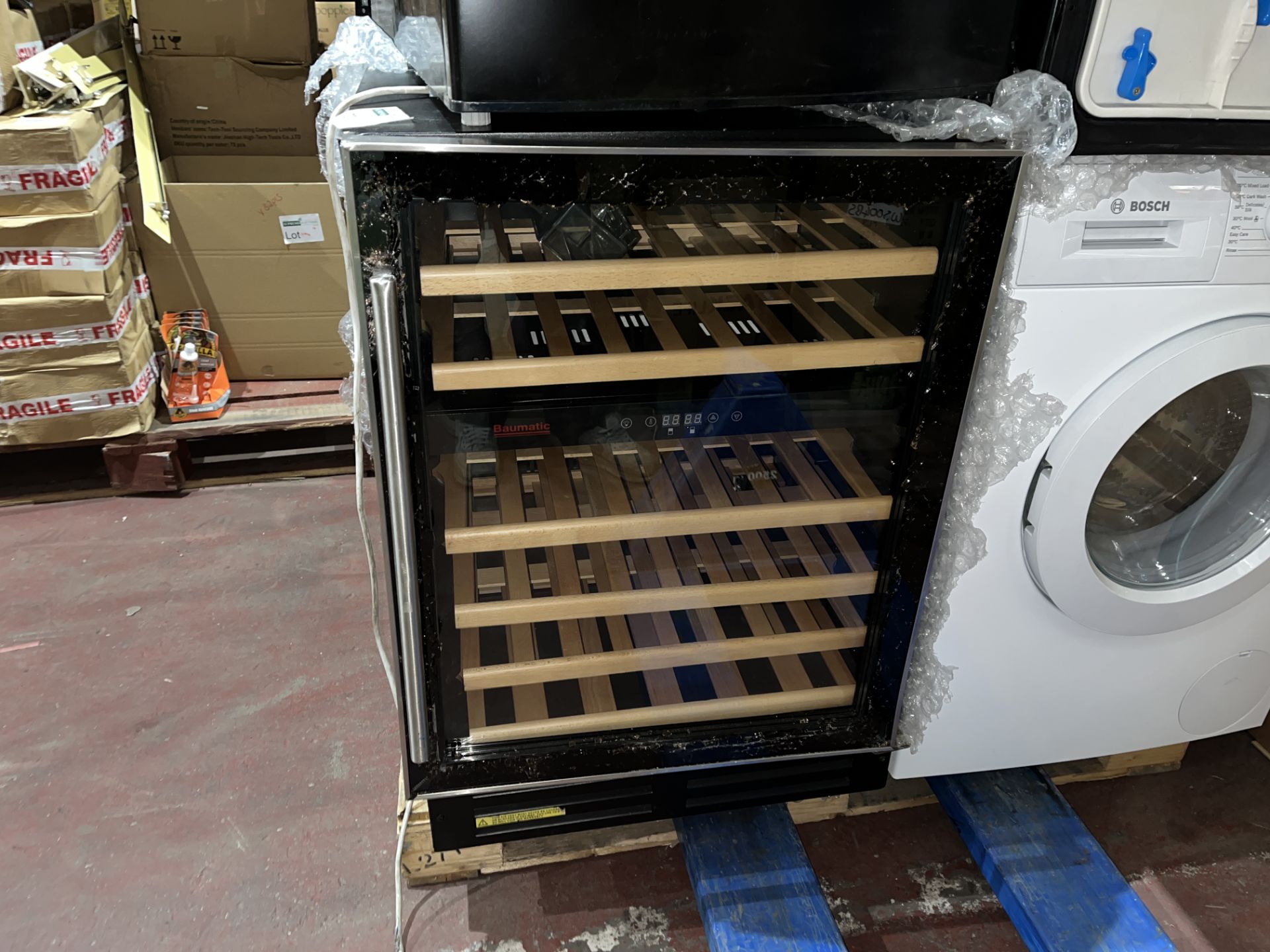 RETURNED BAUMATIC FREESTANDING WINE COOLER BLACK R11-6