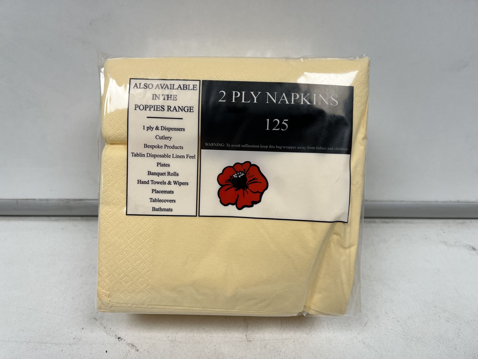 4000 X BRAND NEW POPPIES 33CM LUNCHEON NAPKINS R4-4