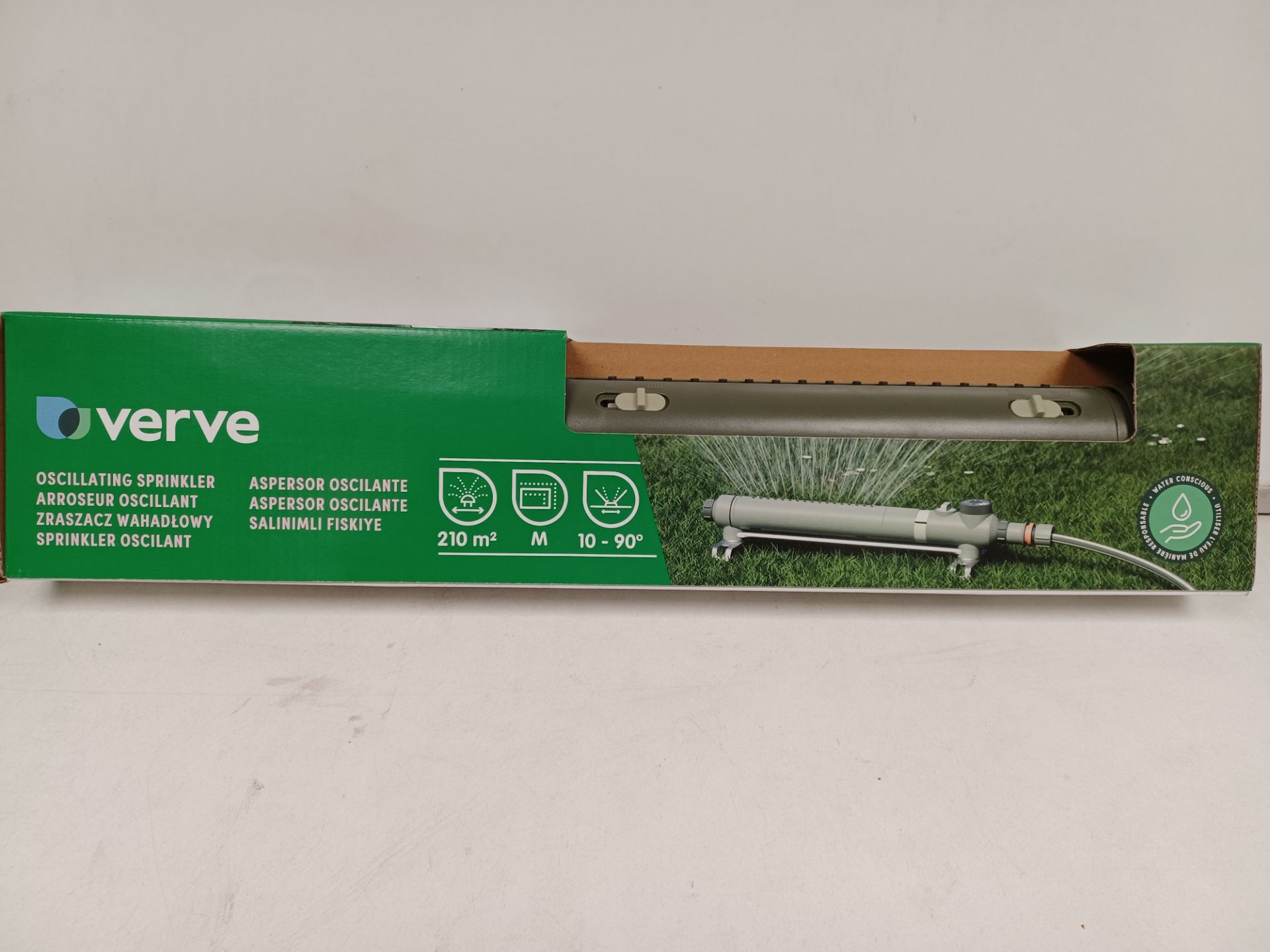 12 X BRAND NEW VERVE FAN SPRINKLERS RRP £40 EACH R18-4