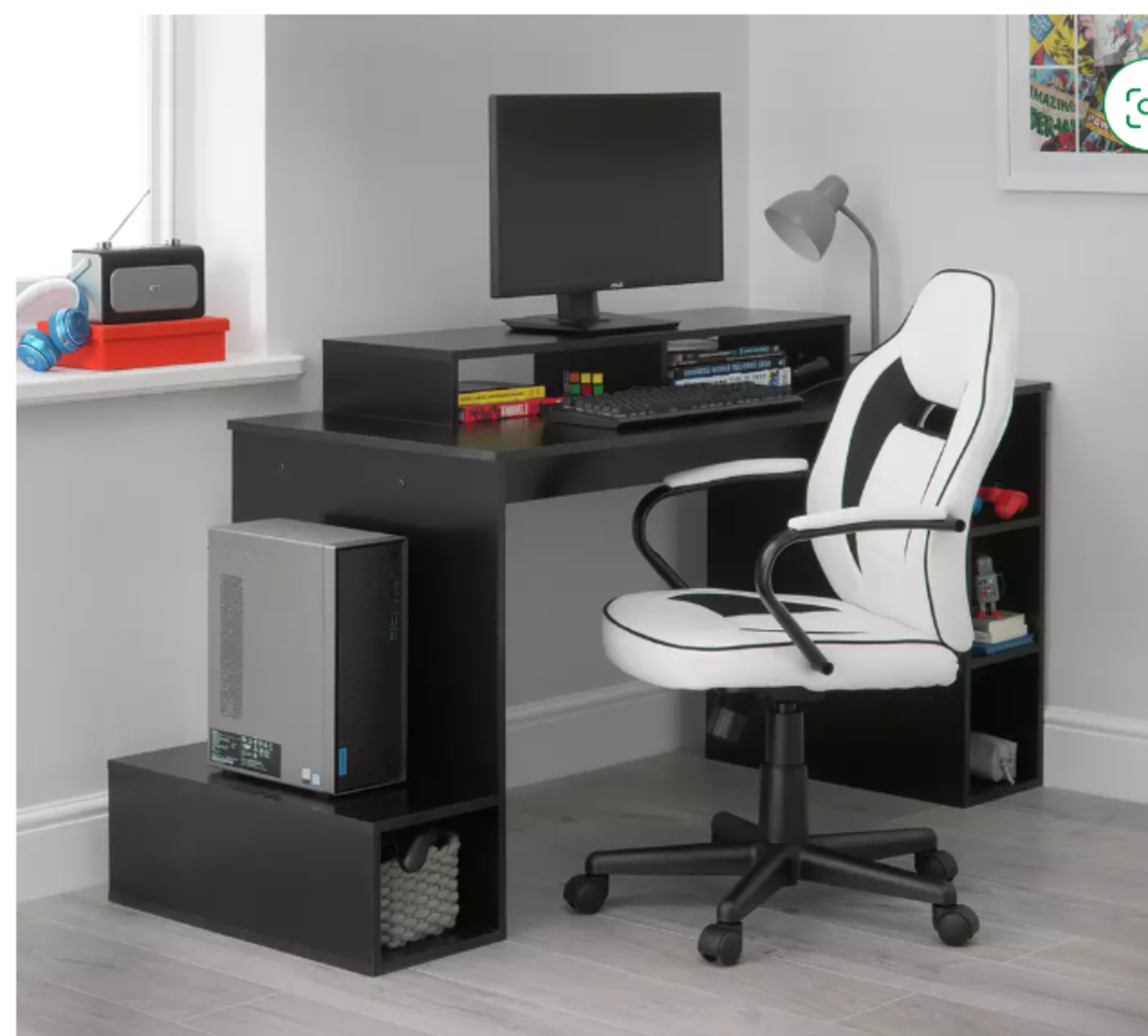 Argos Home Faux Leather Mid Back Gaming Chair -White & Black. RRP £125.00. Stay in the game and play - Image 2 of 2