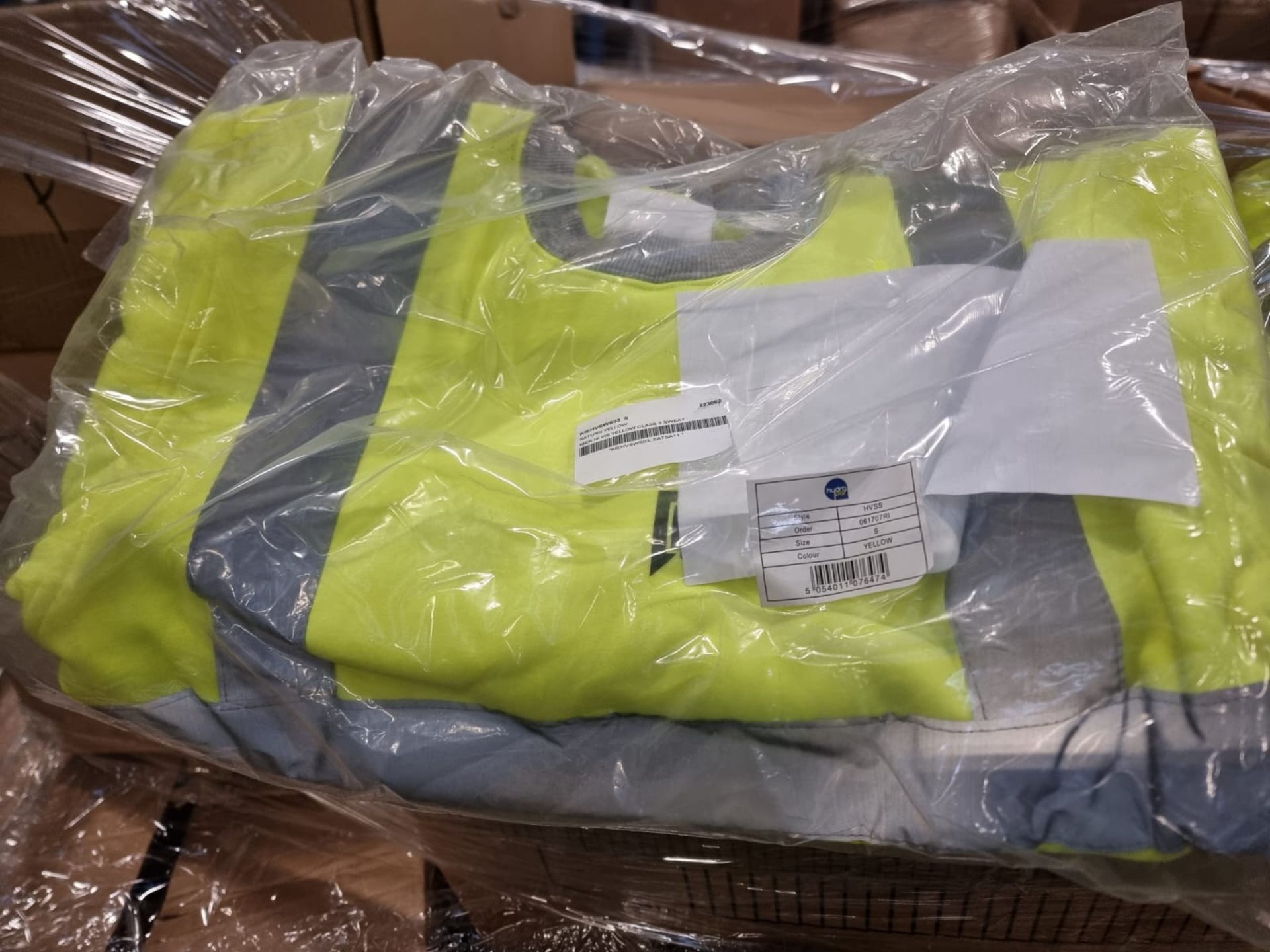 Liquidation Sale of 26 Pallets of Workwear Stock.   Including: Work Trousers, Work Jackets, Hi-Viz - Image 2 of 44