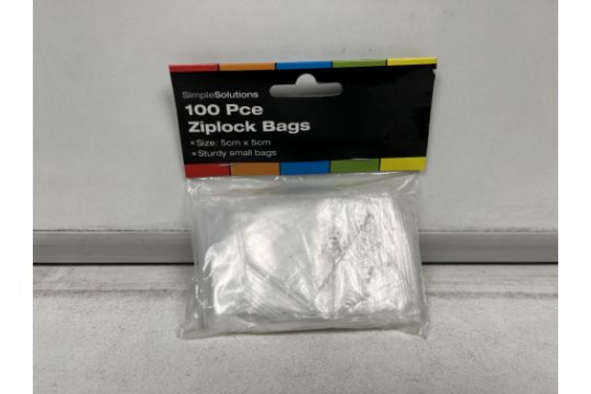96 X NEW PACKAGED SIMPLE SOLUTIONS PACKS OF 100 ZIPLOCK BAGS. SIZE 5X5CM. STURDY DESIGN.