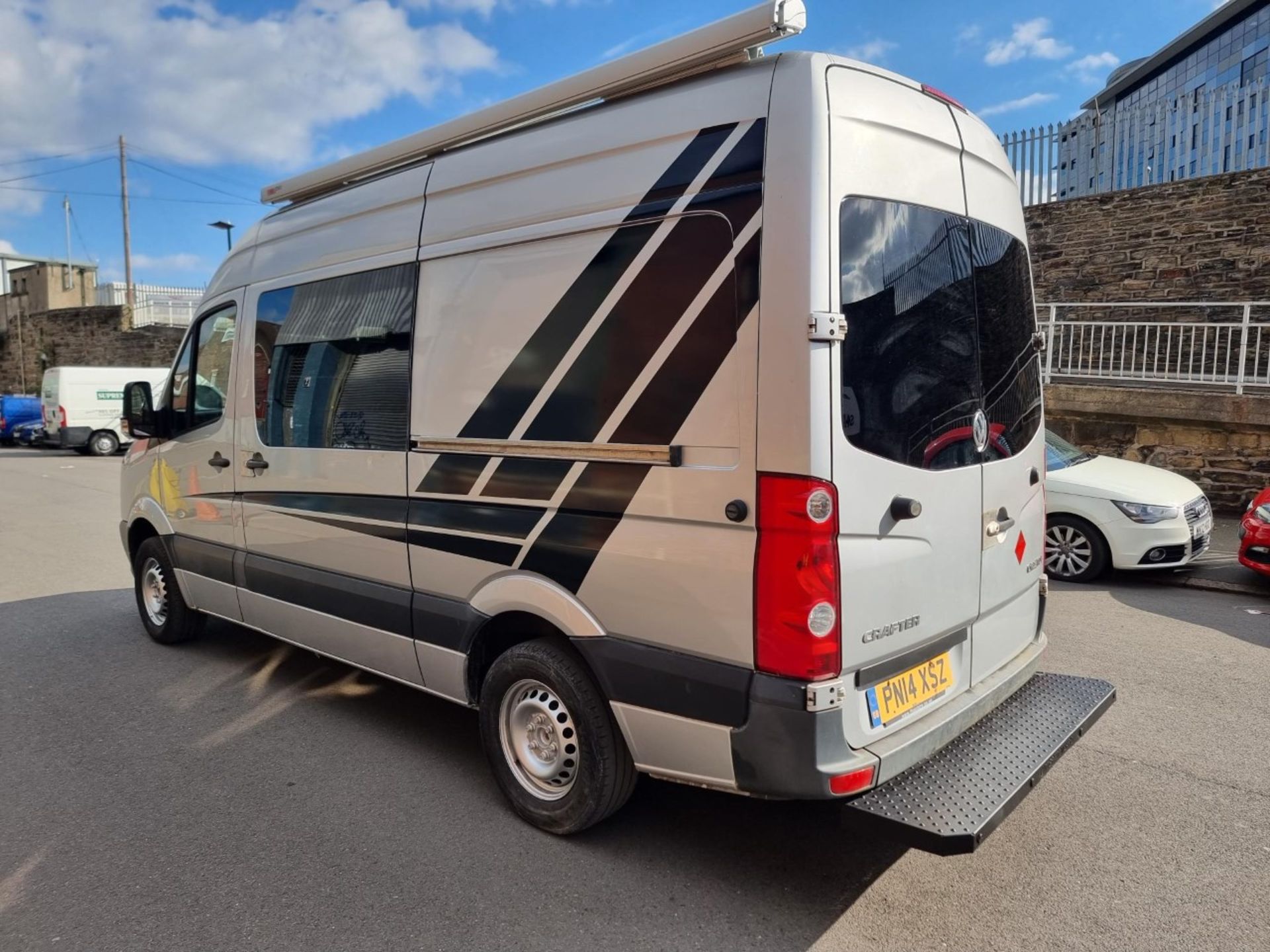 PN14 XSZ Volkswagen CR35 MWB DIESEL Crafter Campervan - 2.0 TDI 136PS High Roof Van. Date - Image 3 of 45