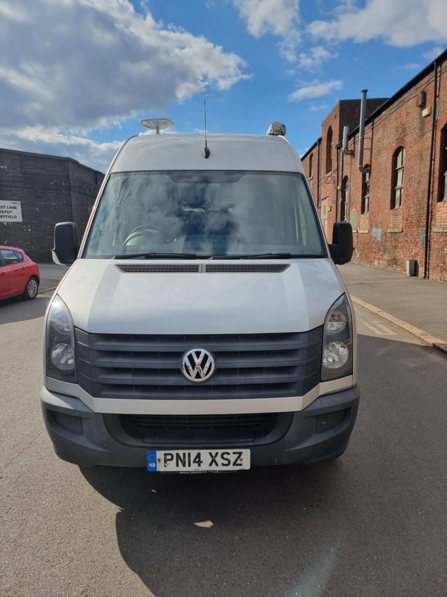 PN14 XSZ Volkswagen CR35 MWB DIESEL Crafter Campervan - 2.0 TDI 136PS High Roof Van. Date - Image 5 of 45