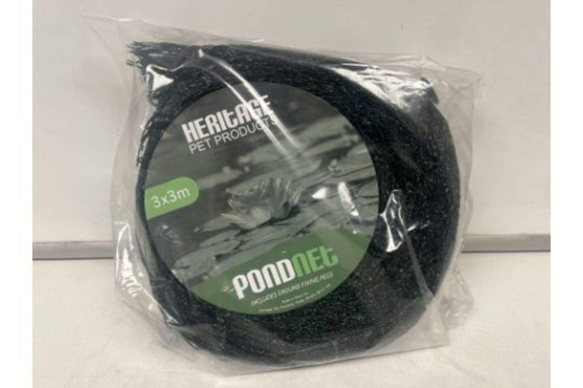 20 X BRAND NEW 3 X3M HERITAGE POND NETS INCLUDING GROUND FIXING PEGS R18-6