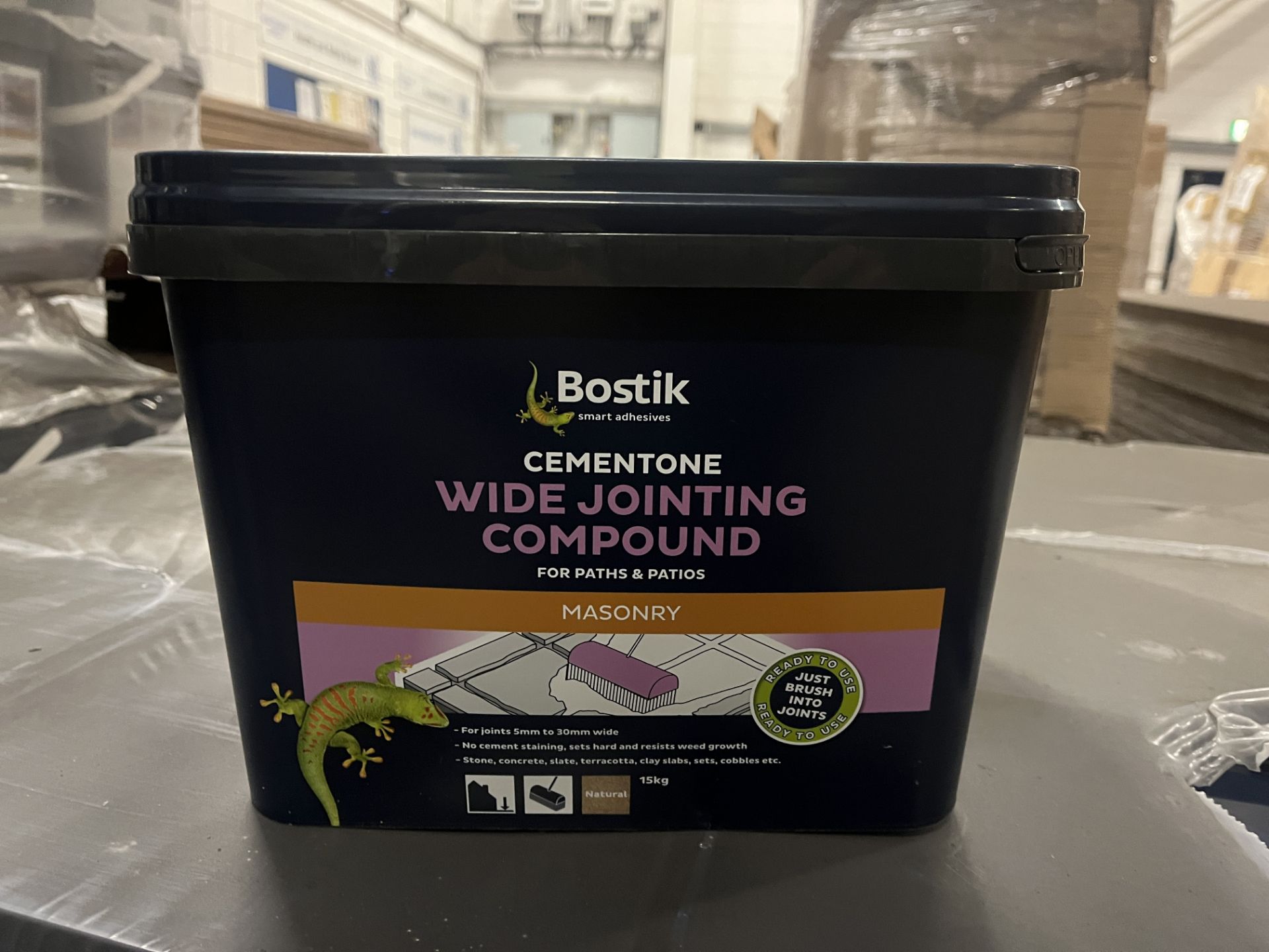 FULL TRUCK TO CONTAIN 1536 X BRAND NEW BOSTIK 15KG CEMETONE WIDE JOINTING COMPOUND FOR PATHS AND