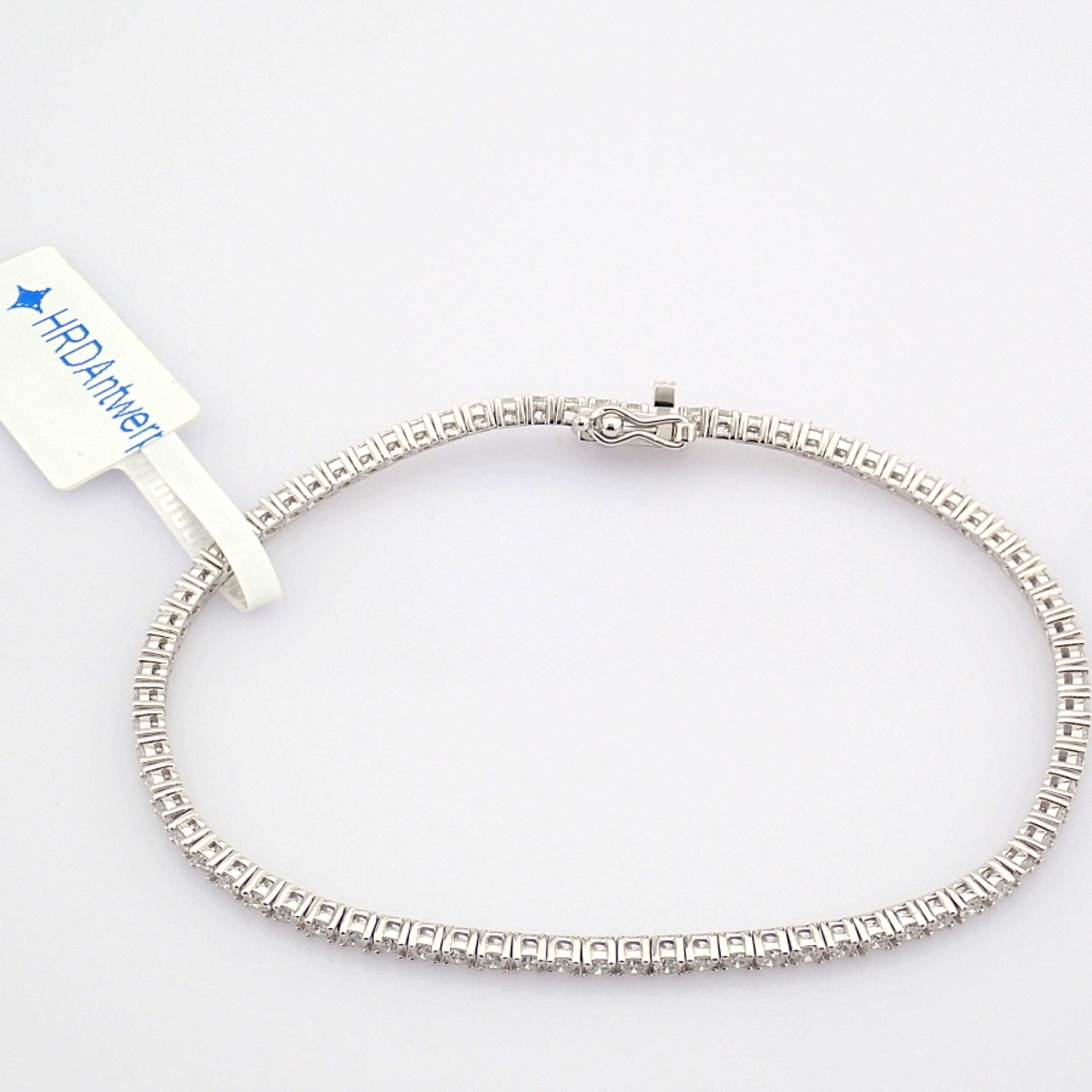 Certificated 14K White Gold Diamond Bracelet (Total 2.06 ct Stone) - Image 9 of 25