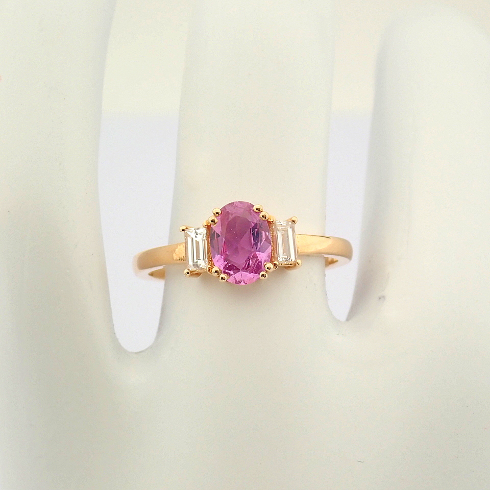 Certificated 14K Rose/Pink Gold Baguette Diamond & Pink Sapphire Ring (Total 0.92 ct Stone) - Image 8 of 8