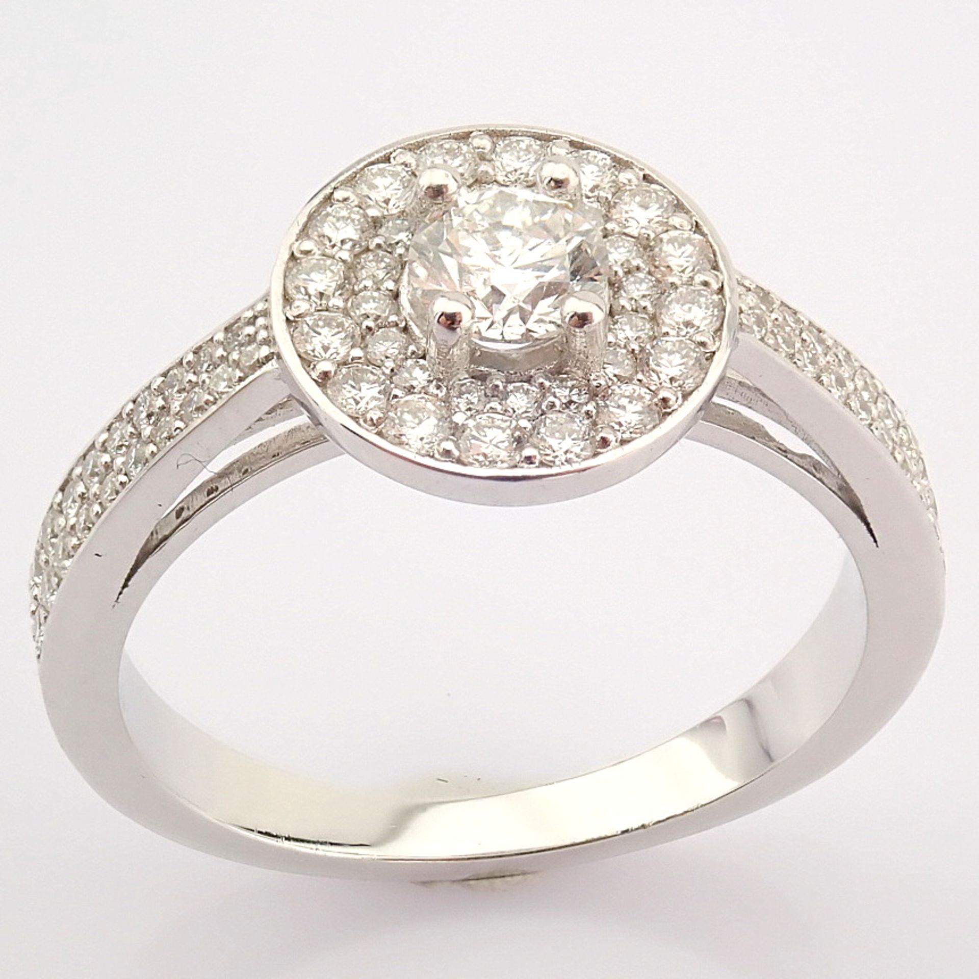 Certificated 18k White Gold Diamond Ring (Total 0.75 ct Stone) - Image 15 of 16
