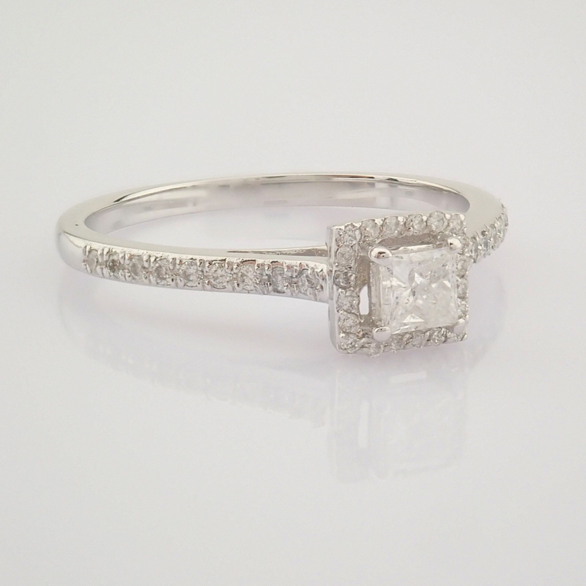 Certificated 14K White Gold Princess Cut Diamond & Diamond Ring (Total 0.37 ct Stone) - Image 8 of 10