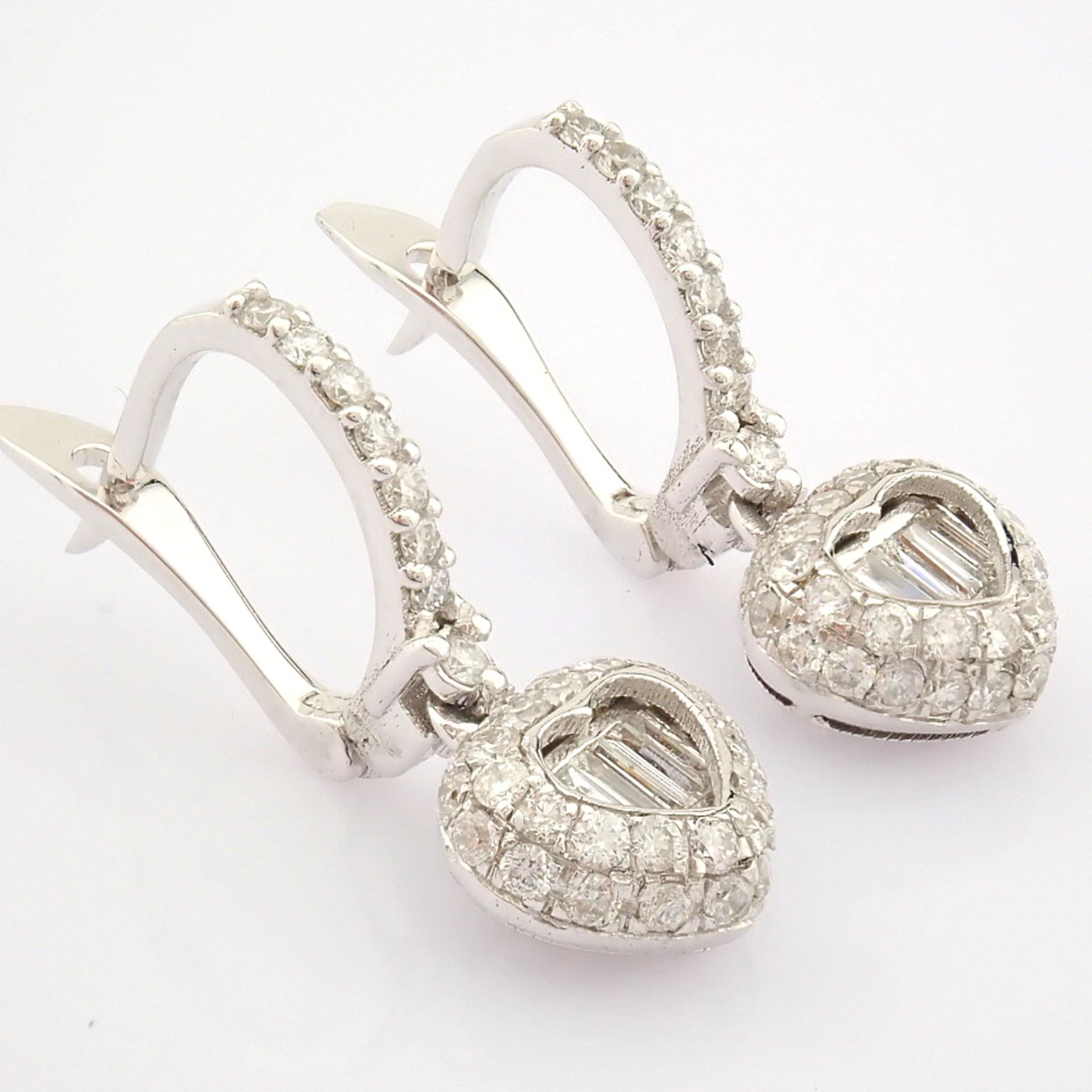 Certificated 14K White Gold Diamond Earring (Total 0.59 ct Stone) - Image 3 of 8