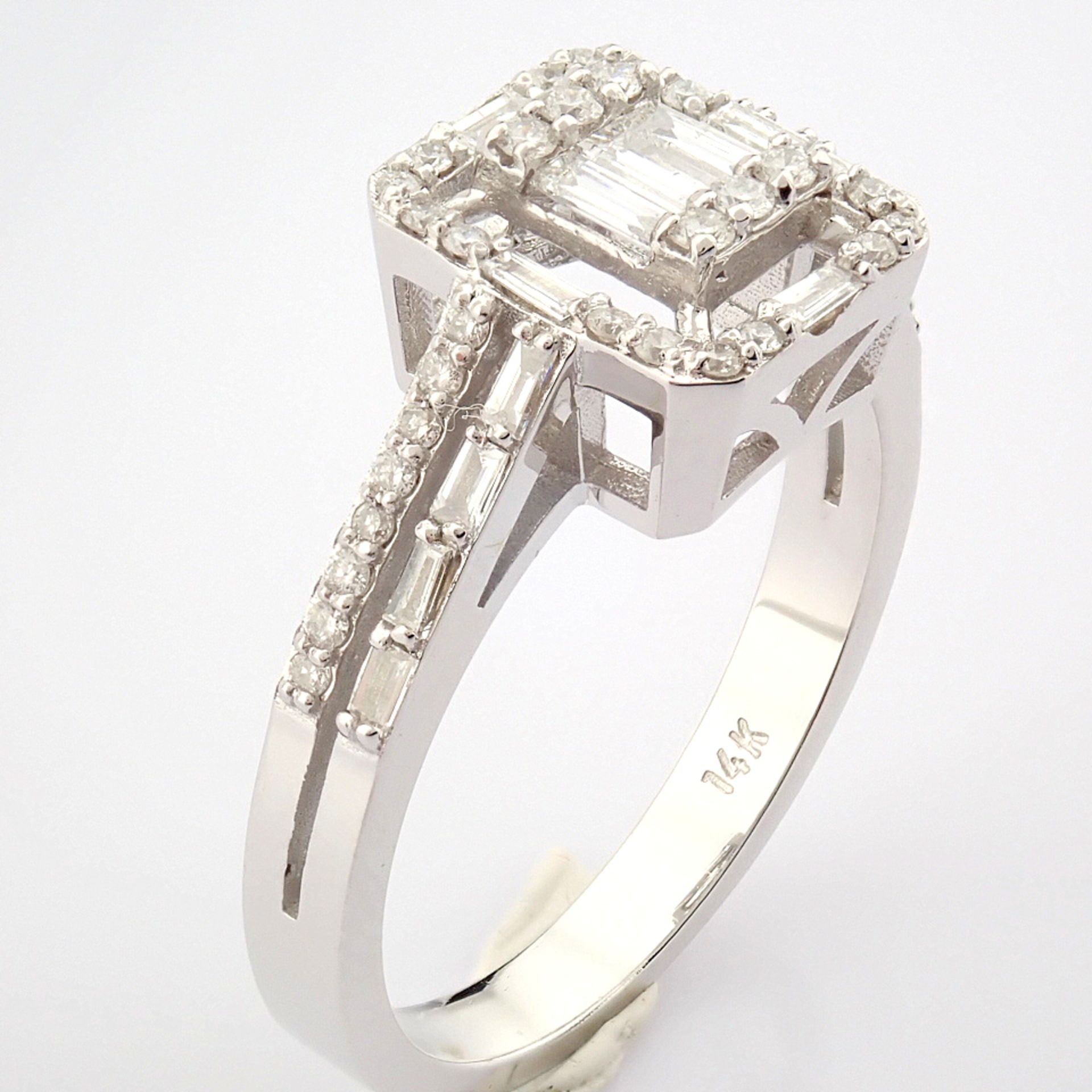 Certificated 14K White Gold Diamond Ring (Total 0.43 ct Stone) - Image 11 of 13