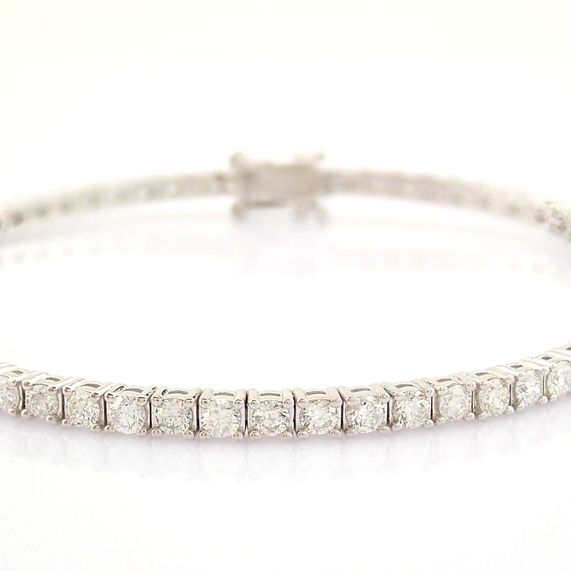 Certificated 14K White Gold Diamond Bracelet (Total 3.02 ct Stone) - Image 6 of 18