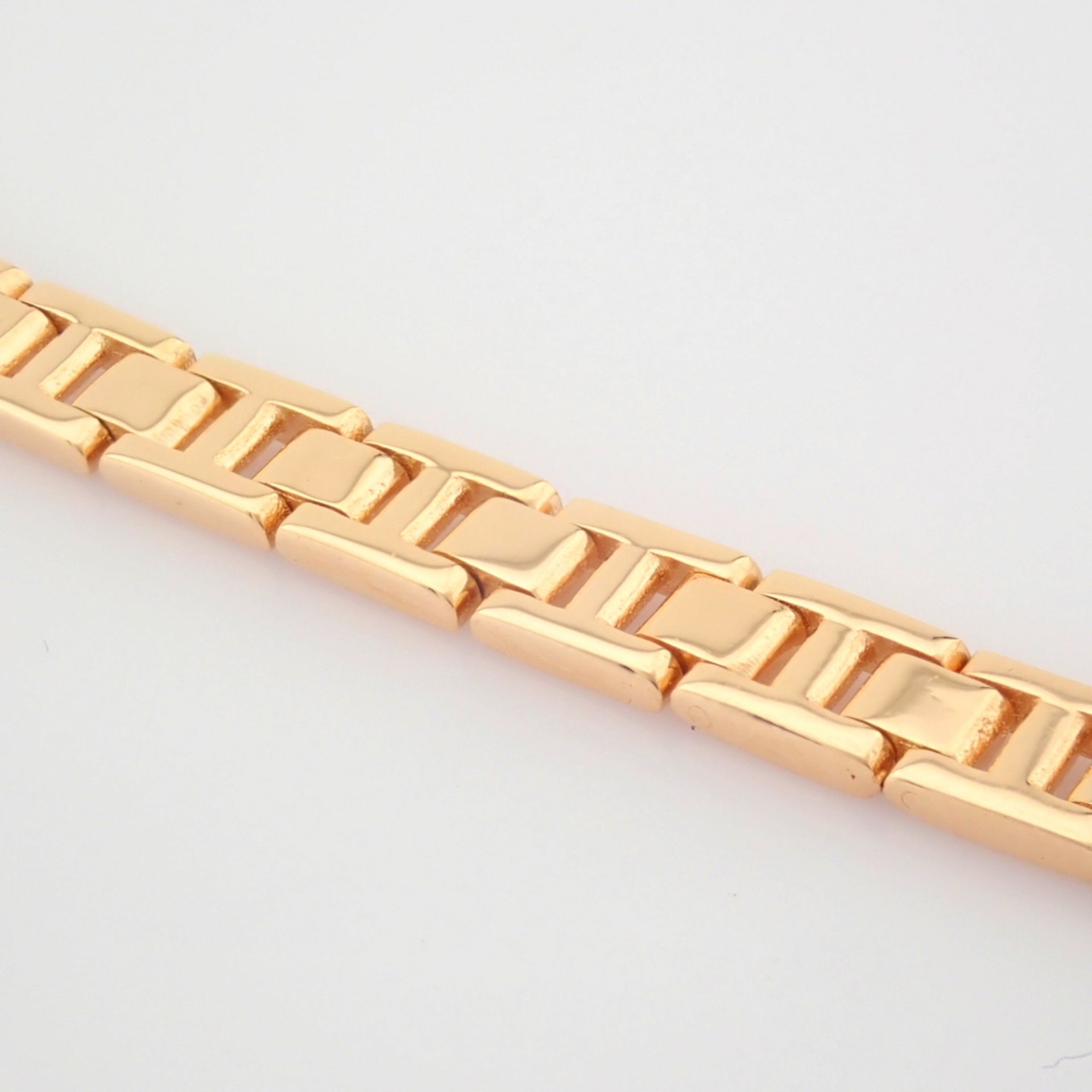 Certificated 14K White and Rose Gold Diamond & Baguette Diamond Bracelet (Total 0.52 ct Stone) - Image 8 of 10