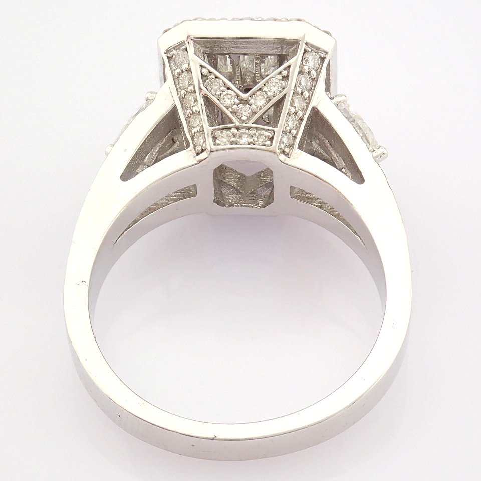 Certificated 14K White Gold Diamond Ring (Total 1.65 ct Stone) - Image 8 of 13