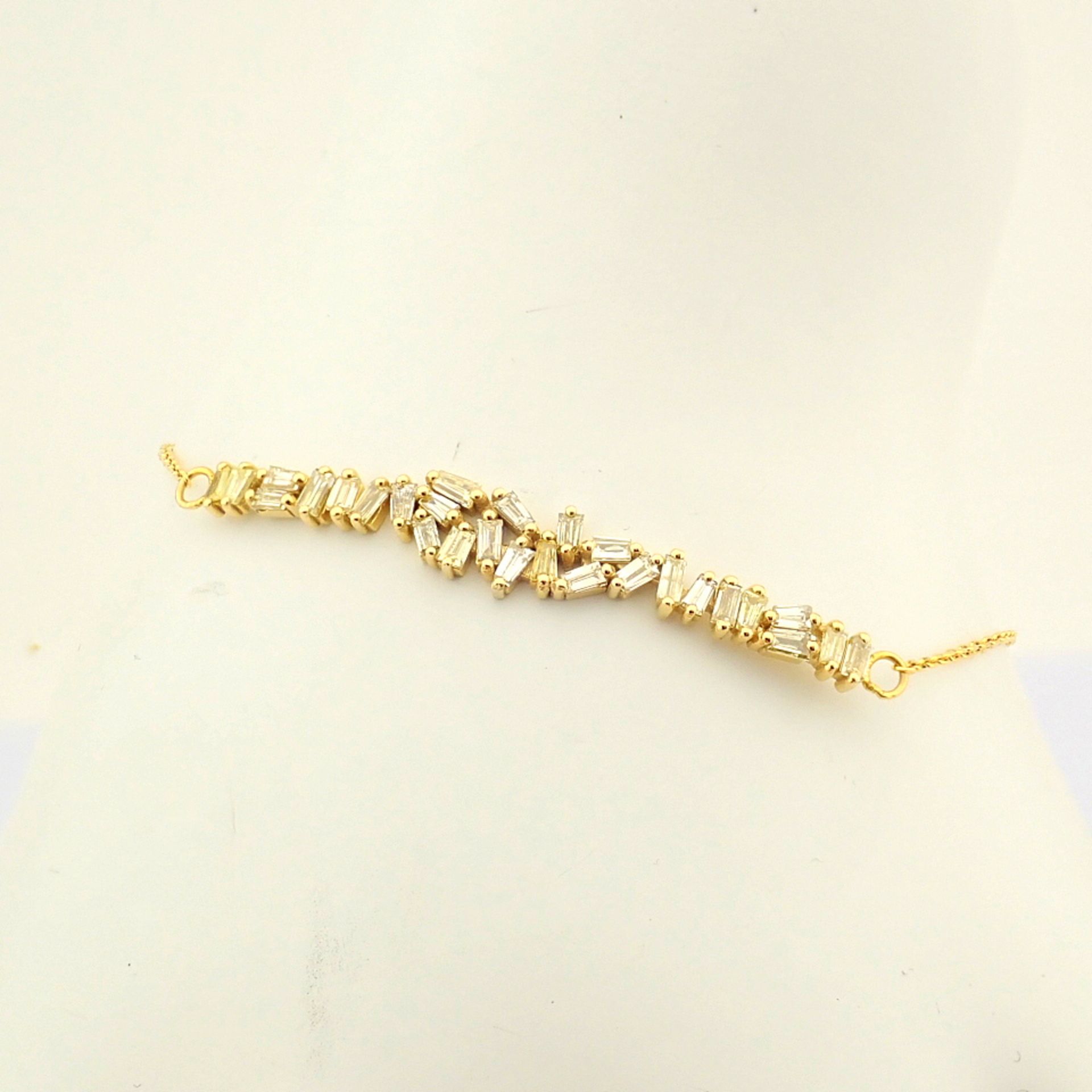 Certificated 14K Yellow Gold Fancy Diamond Bracelet (Total 0.84 ct Stone) - Image 5 of 7