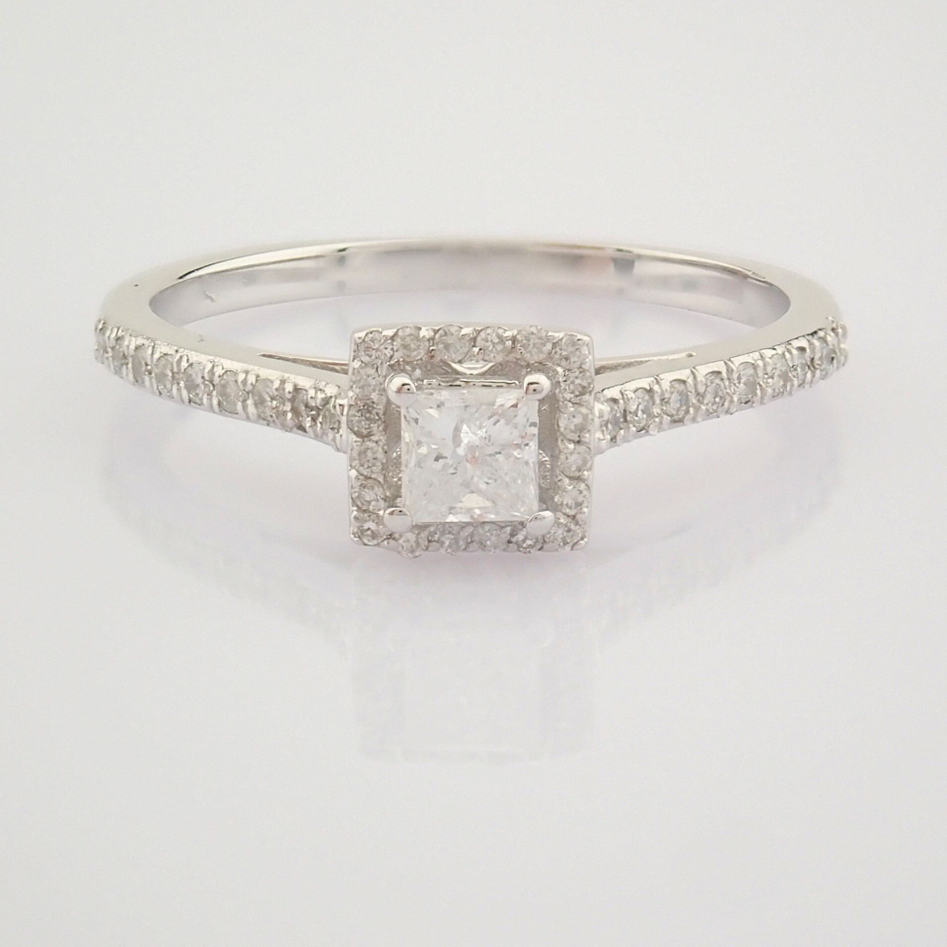 Certificated 14K White Gold Princess Cut Diamond & Diamond Ring (Total 0.37 ct Stone) - Image 6 of 10