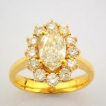 Certificated 18K Yellow Gold Diamond Ring (Total 3.01 ct Stone)