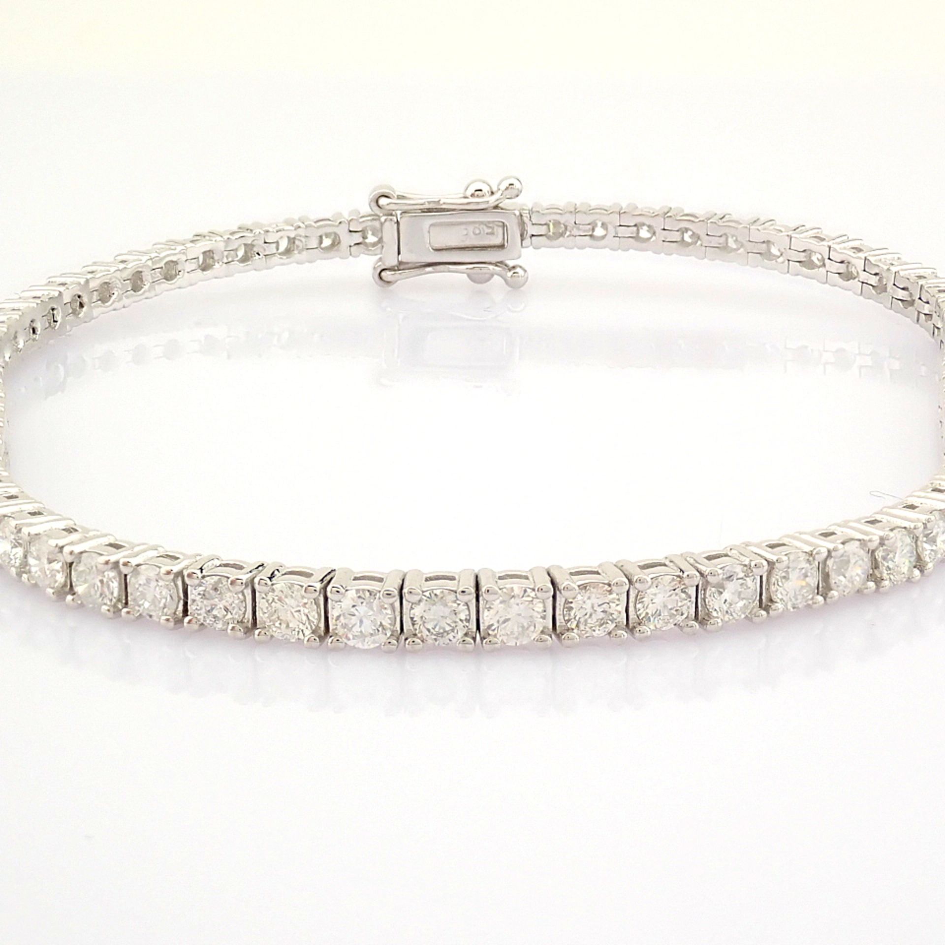 Certificated 14K White Gold Diamond Bracelet (Total 3.02 ct Stone)