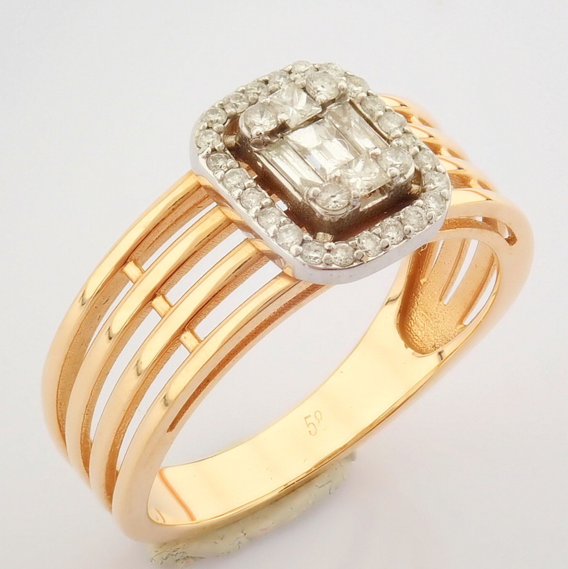 Certificated 14K White and Rose Gold Baguette Diamond & Diamond Ring (Total 0.31 ct Stone) - Image 2 of 6