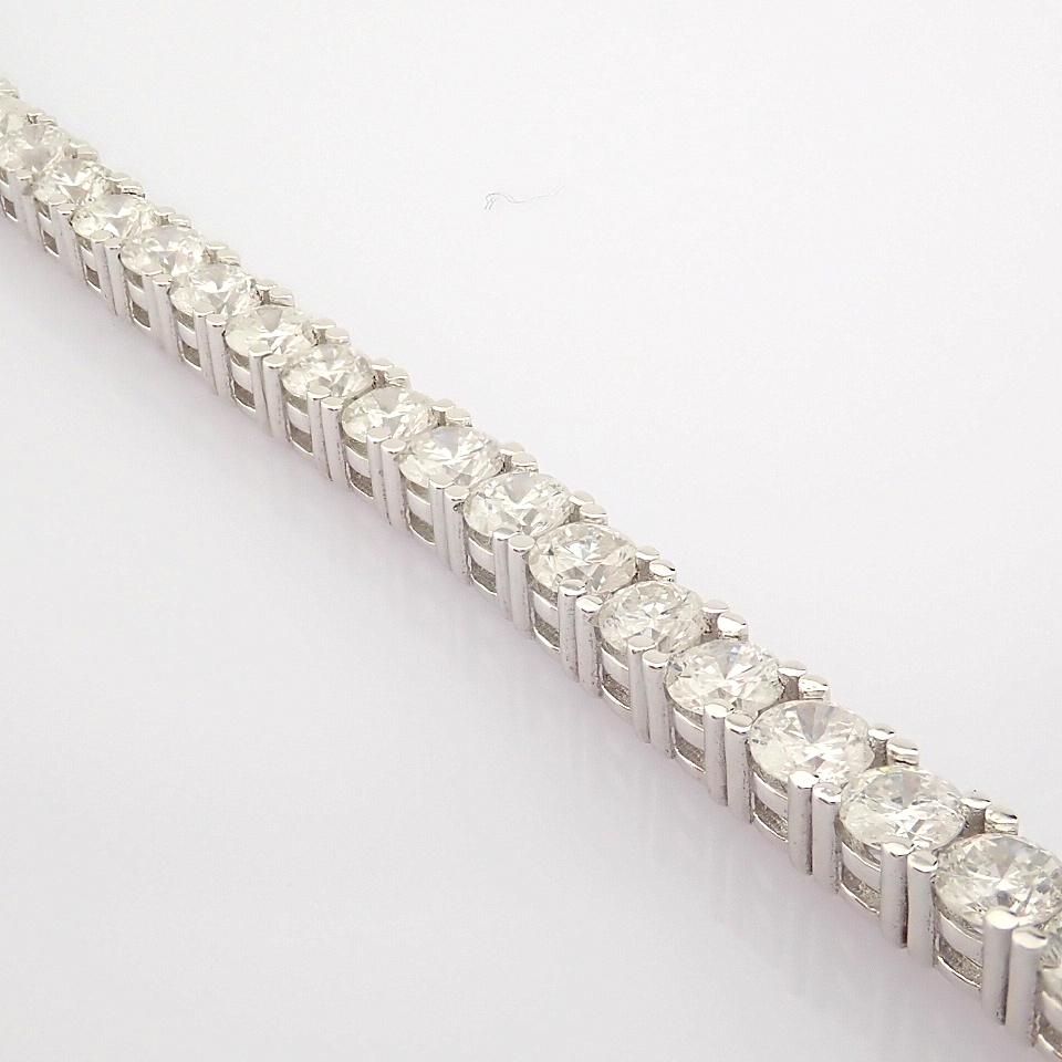 Certificated 14K White Gold Diamond Bracelet (Total 4.15 ct Stone) - Image 7 of 14