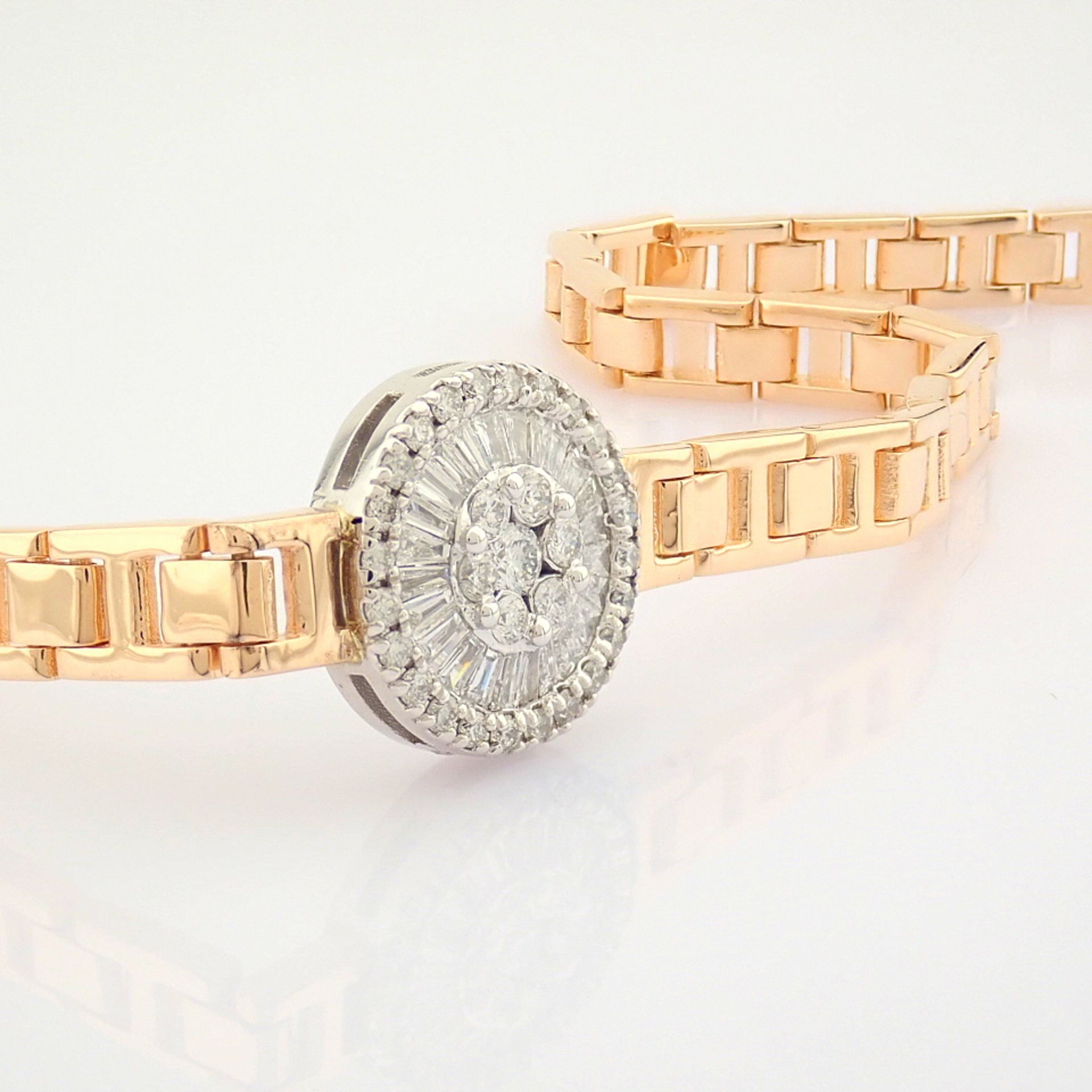 Certificated 14K White and Rose Gold Diamond & Baguette Diamond Bracelet (Total 0.52 ct Stone) - Image 3 of 10