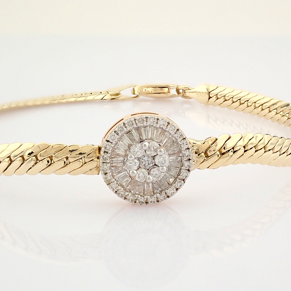 Certificated 14K Yellow and White Gold Diamond & Baguette Diamond Bracelet (Total 0.51 ct Stone)