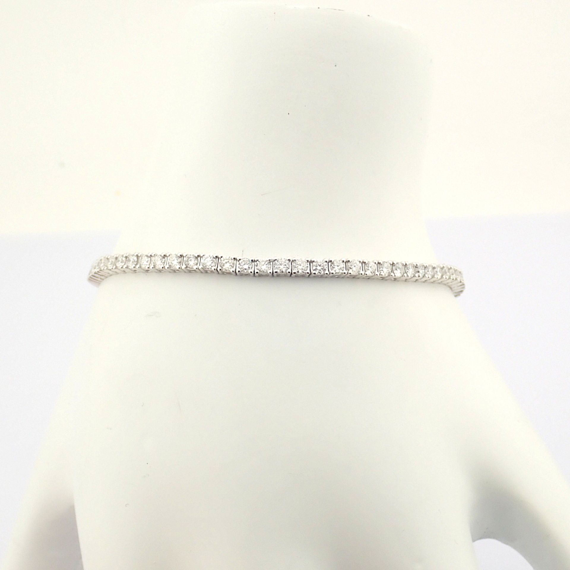 Certificated 14K White Gold Diamond Bracelet (Total 3.02 ct Stone) - Image 12 of 18