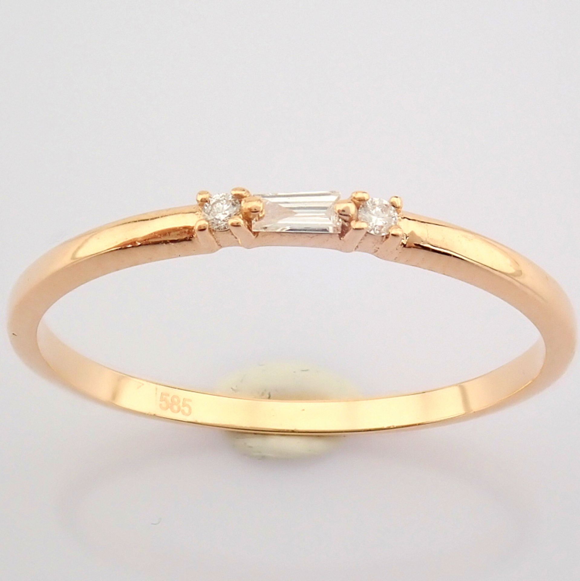 Certificated 14K Rose/Pink Gold Baguette Diamond & Diamond Ring (Total 0.04 ct Stone) - Image 9 of 12