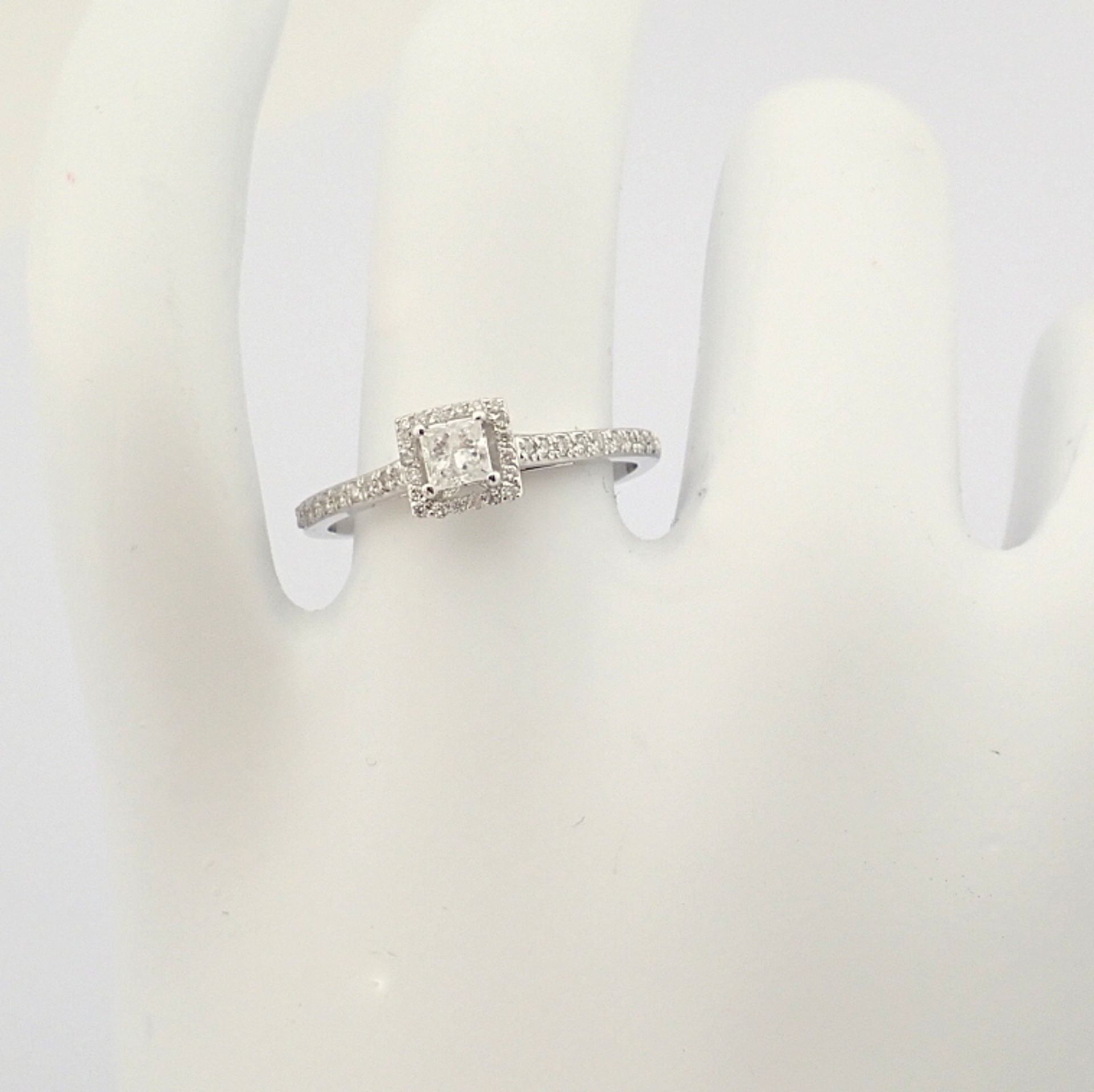 Certificated 14K White Gold Princess Cut Diamond & Diamond Ring (Total 0.37 ct Stone) - Image 5 of 10