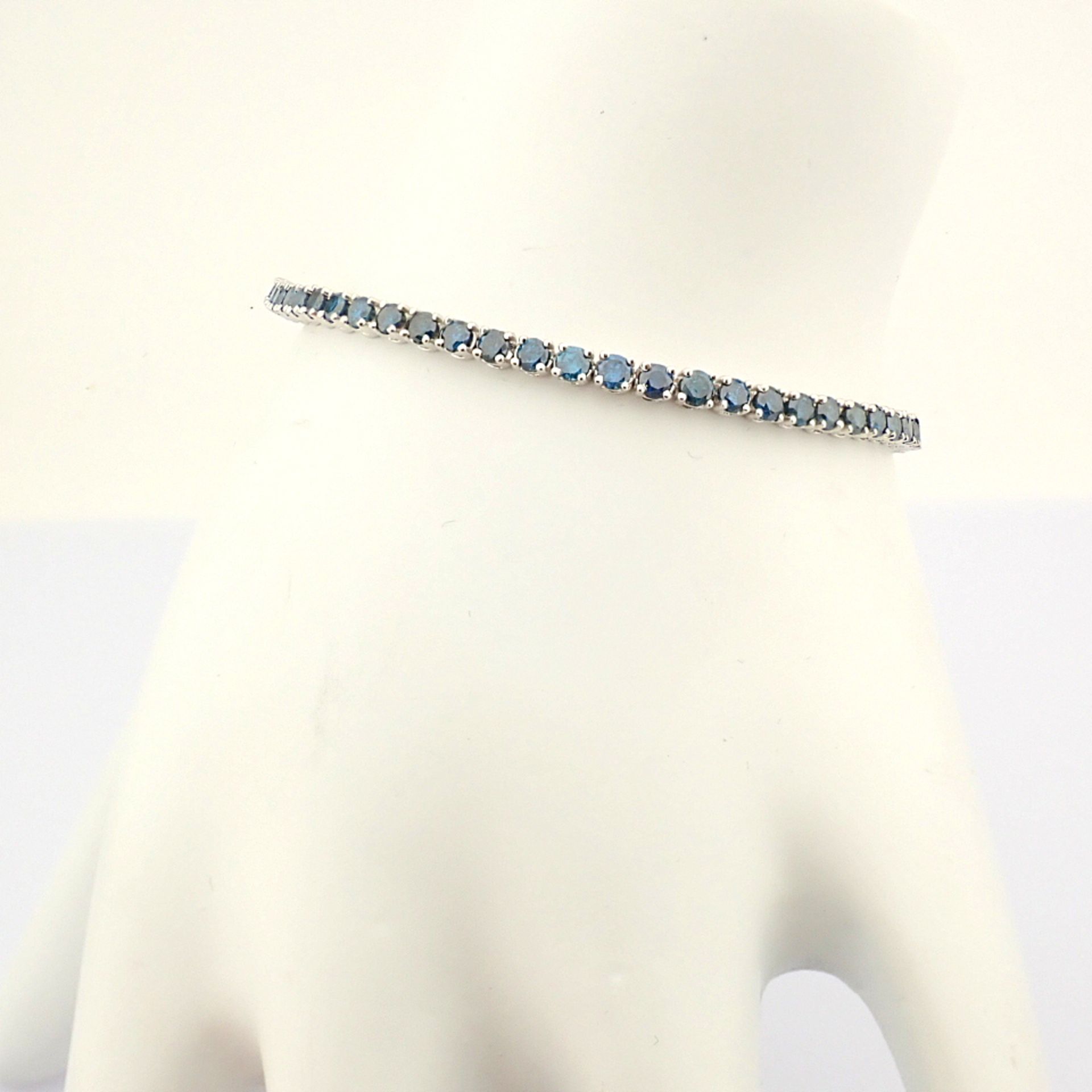 Certificated 14K White Gold Diamond Bracelet (Total 3.3 ct Stone) - Image 3 of 7