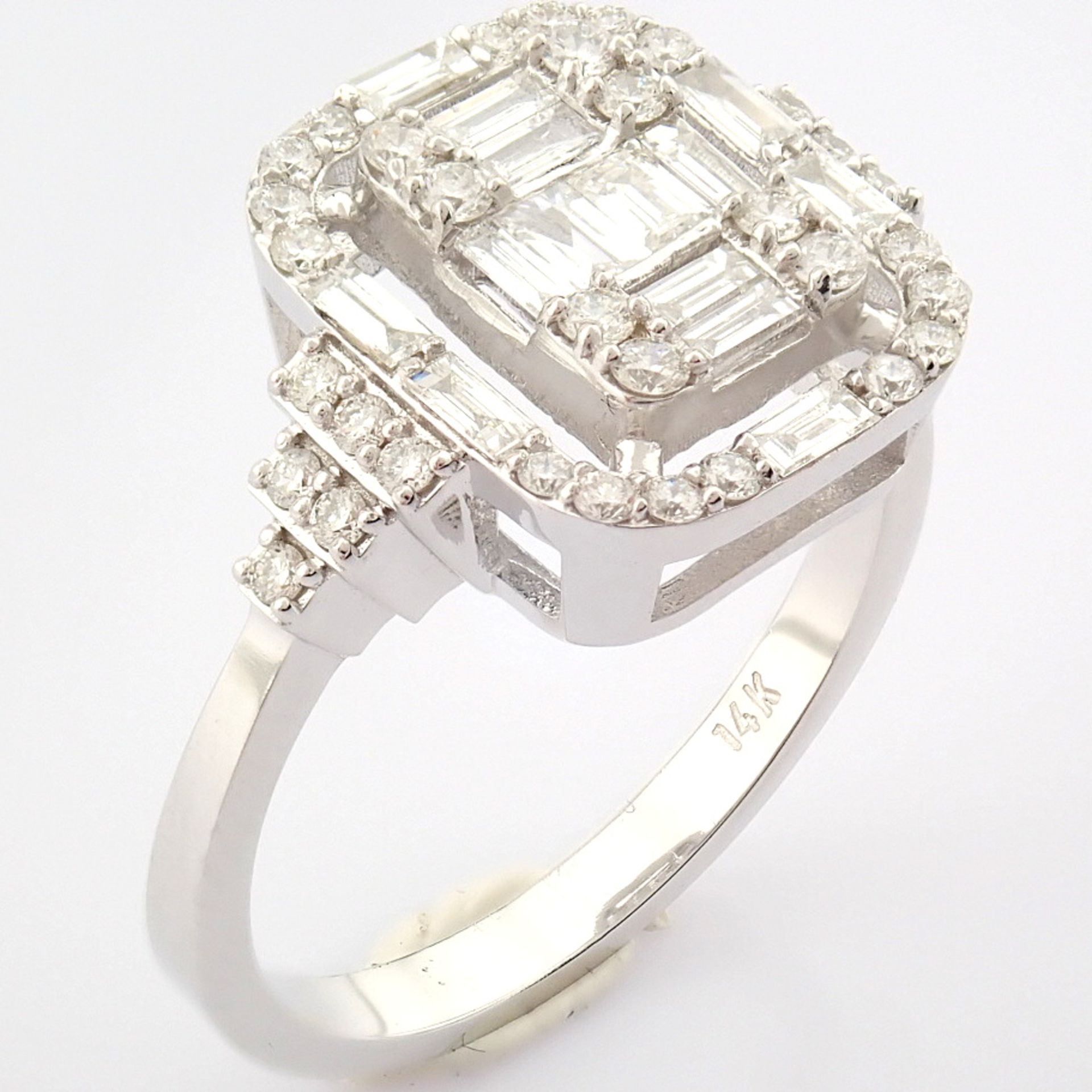 Certificated 14K White Gold Diamond Ring (Total 0.64 ct Stone) - Image 9 of 14