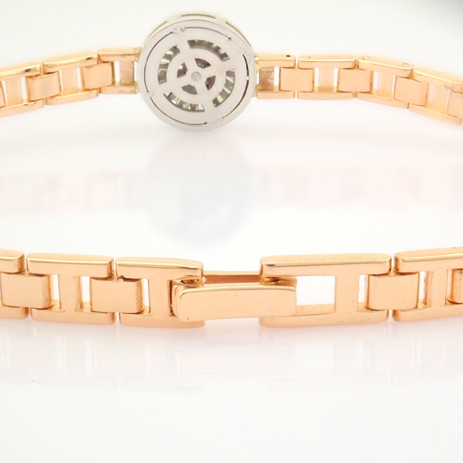 Certificated 14K White and Rose Gold Diamond & Baguette Diamond Bracelet (Total 0.52 ct Stone) - Image 9 of 10