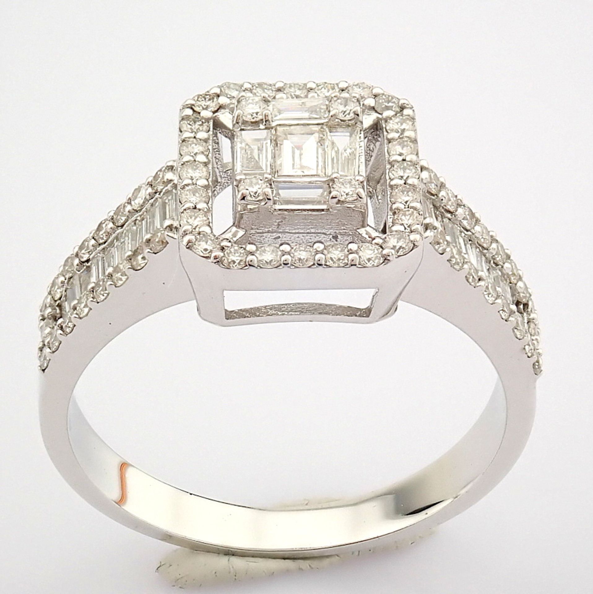 Certificated 14K White Gold Baguette Diamond & Diamond Ring (Total 0.59 ct Stone) - Image 2 of 8